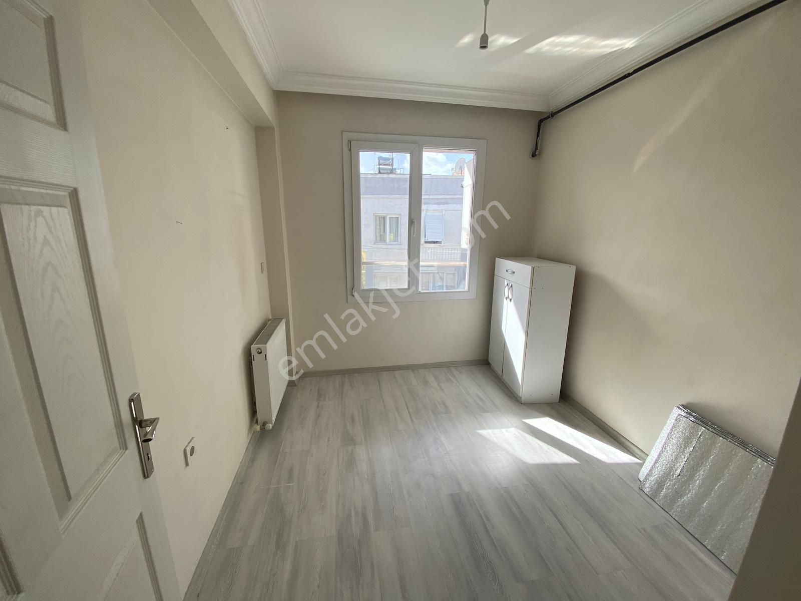 Arga'dan Buca Çevikbir Meydan Yakını D. Gazlı 2+1 Kiralık Daire. - Görsel 9