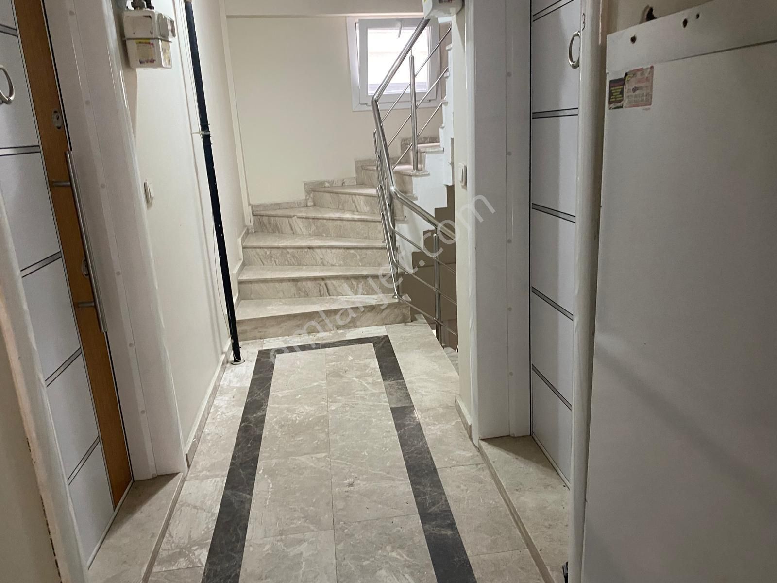 Arga'dan Buca Çevikbir Meydan Yakını D. Gazlı 2+1 Kiralık Daire. - Görsel 7