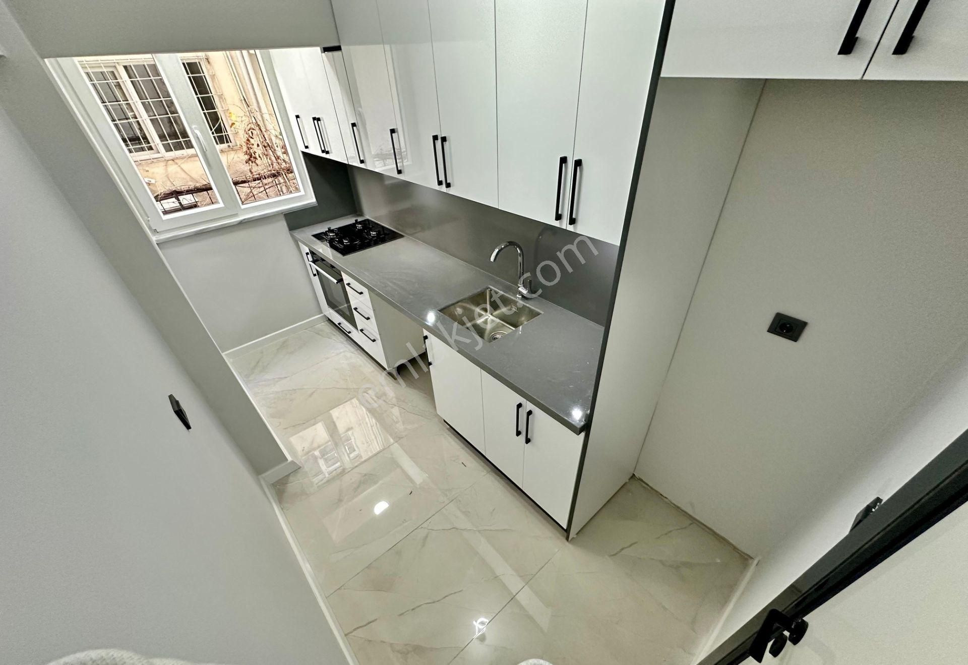 ꧁ay Emlaktan꧂akçay Merkezde Denize 100 Mt Ahçe Kullanımlı Müstakil Tadında Satılık 2+1 Lüx Daire - Görsel 9