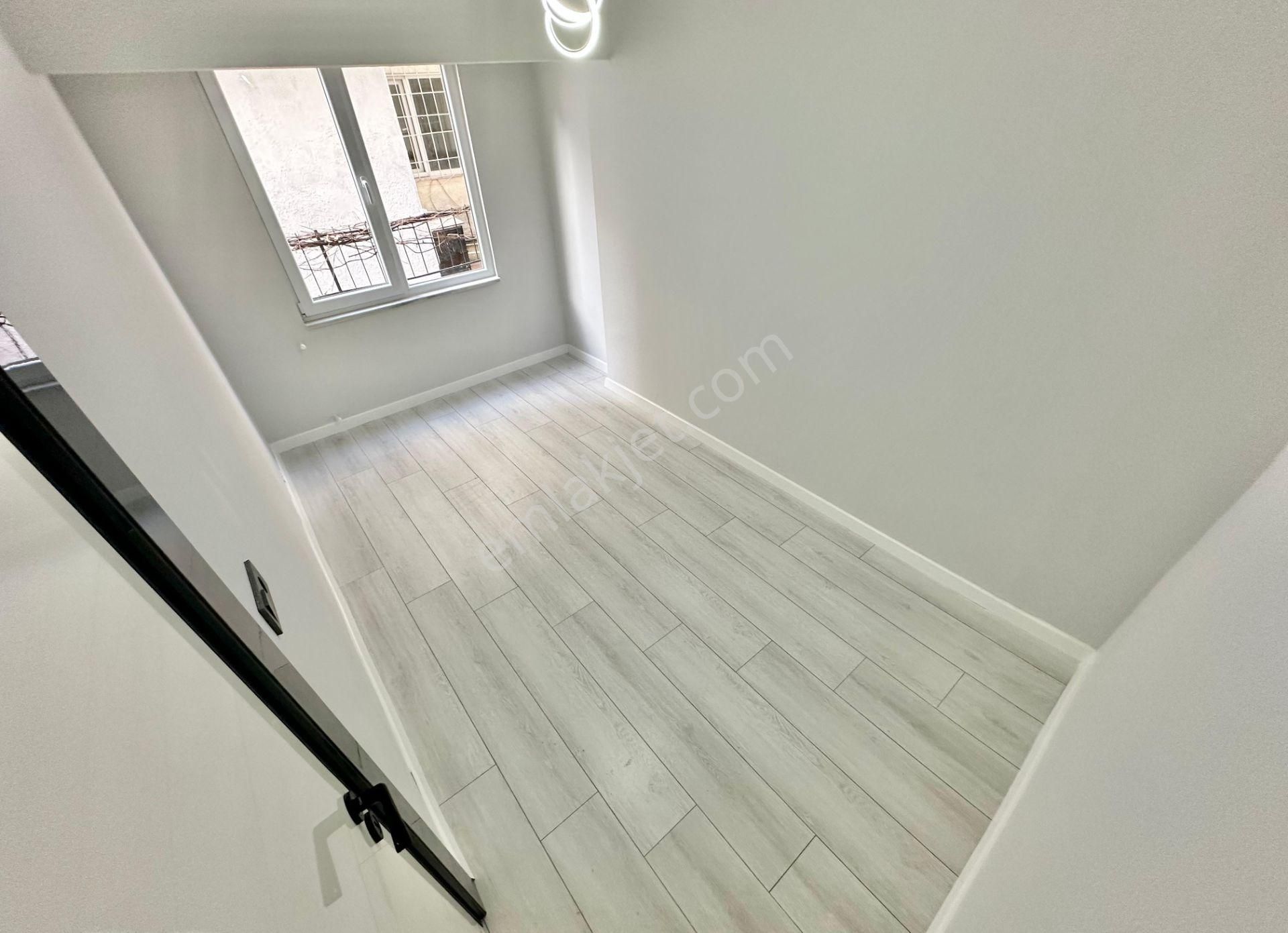 ꧁ay Emlaktan꧂akçay Merkezde Denize 100 Mt Ahçe Kullanımlı Müstakil Tadında Satılık 2+1 Lüx Daire - Görsel 6