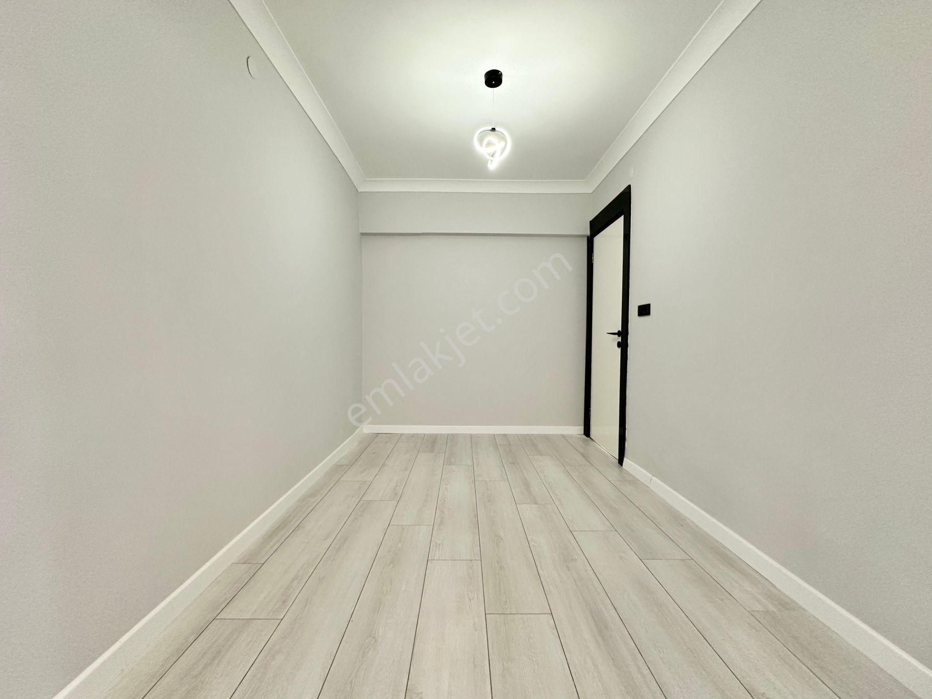 ꧁ay Emlaktan꧂akçay Merkezde Denize 100 Mt Ahçe Kullanımlı Müstakil Tadında Satılık 2+1 Lüx Daire - Görsel 8