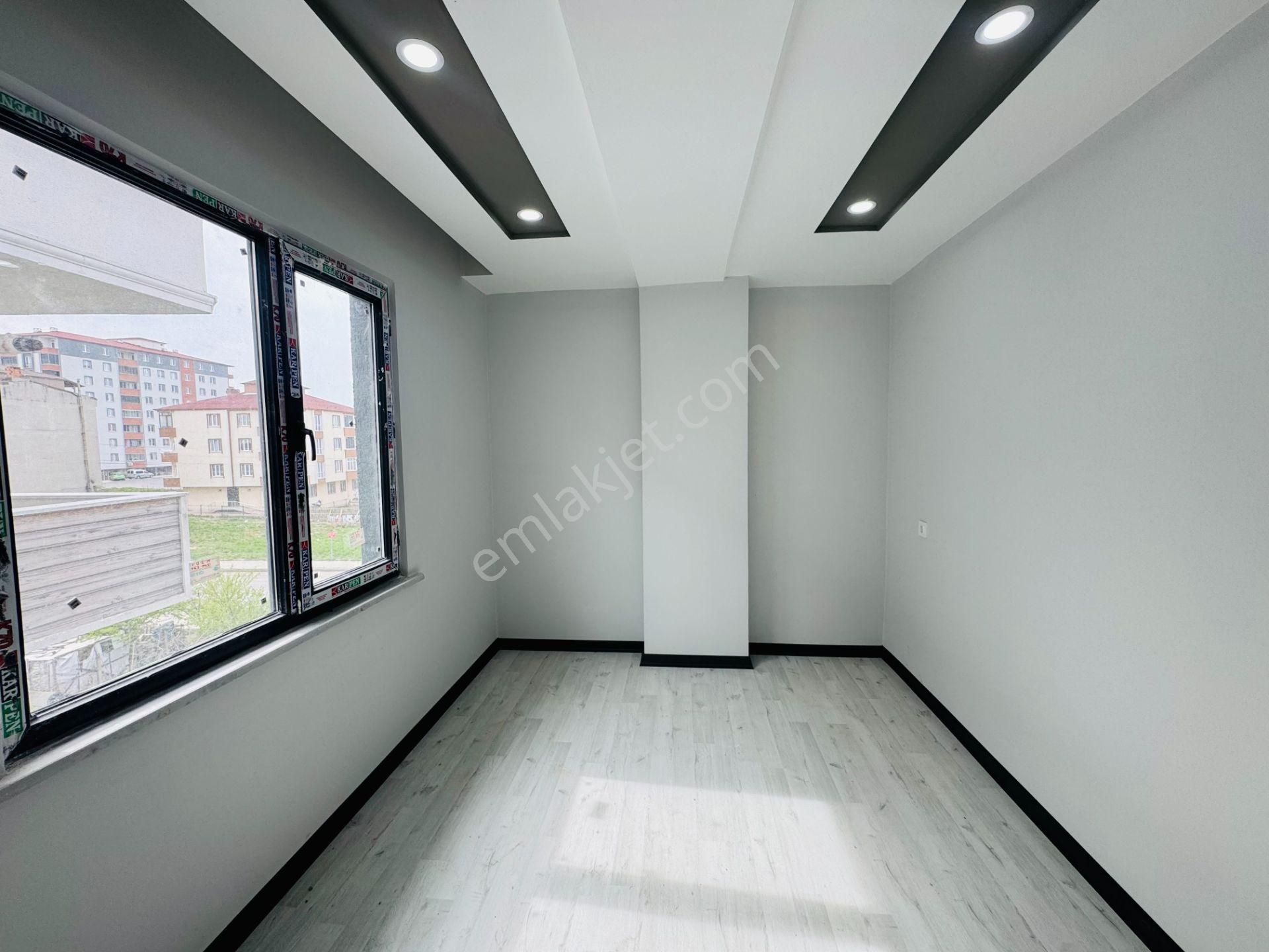 Güven'den Kapaklı'da Hastaneye,okullara Yakın Yerden Isıtmalı Ev - Görsel 19