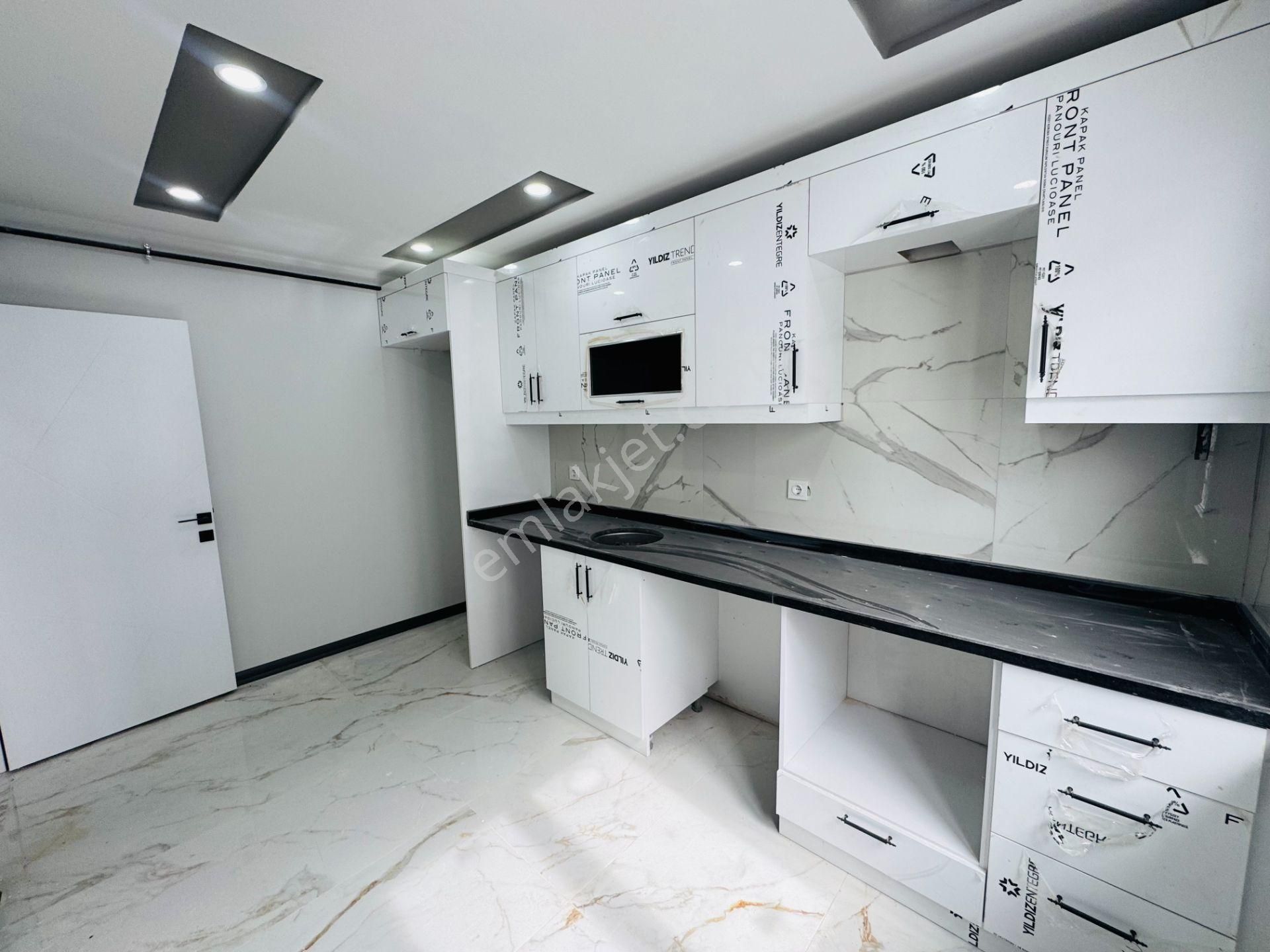 Güven'den Kapaklı'da Hastaneye,okullara Yakın Yerden Isıtmalı Ev - Görsel 17