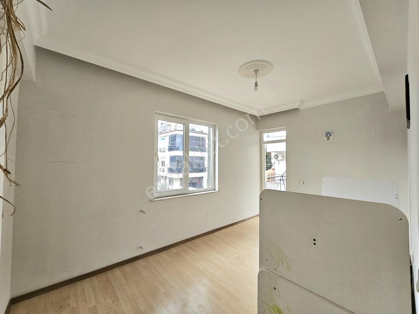 Ayanoğlun'da Satılık 2+1 95m2 Ayrı Mutfaklı Çift Balkonlu Daire - Görsel 6