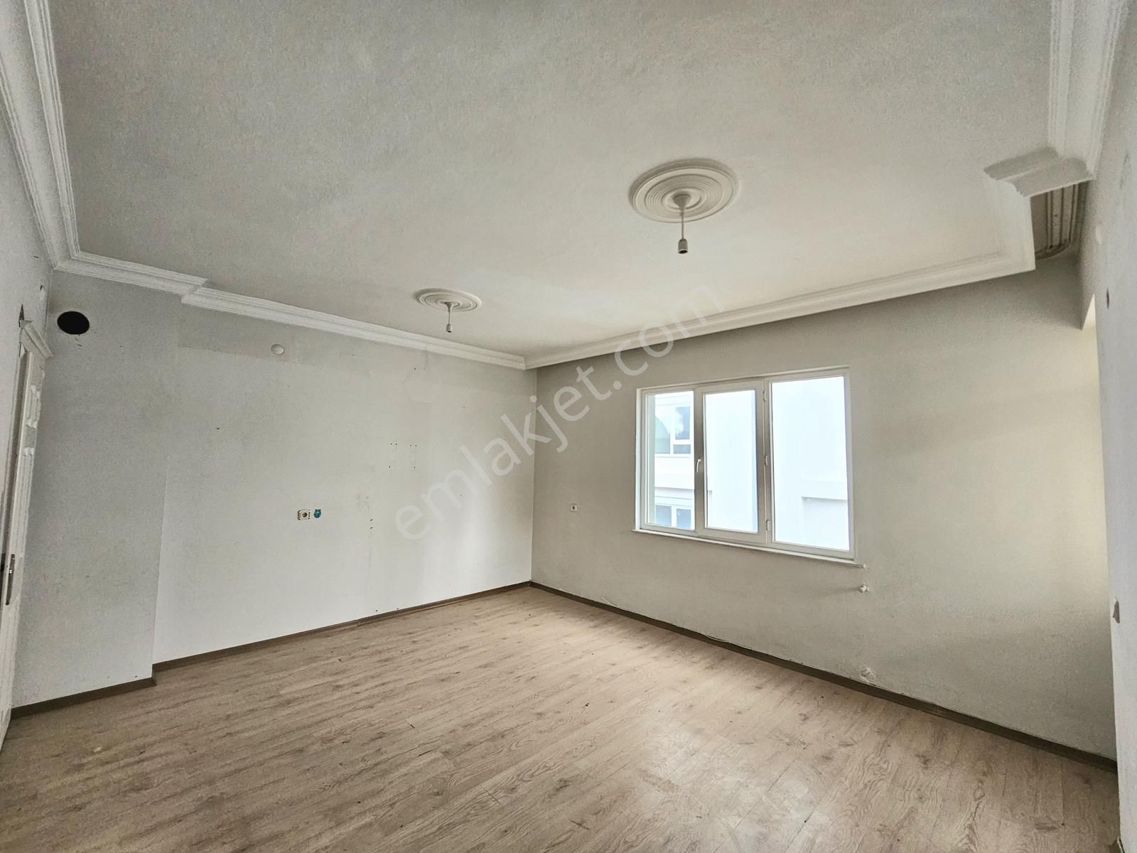 Ayanoğlun'da Satılık 2+1 95m2 Ayrı Mutfaklı Çift Balkonlu Daire - Görsel 15