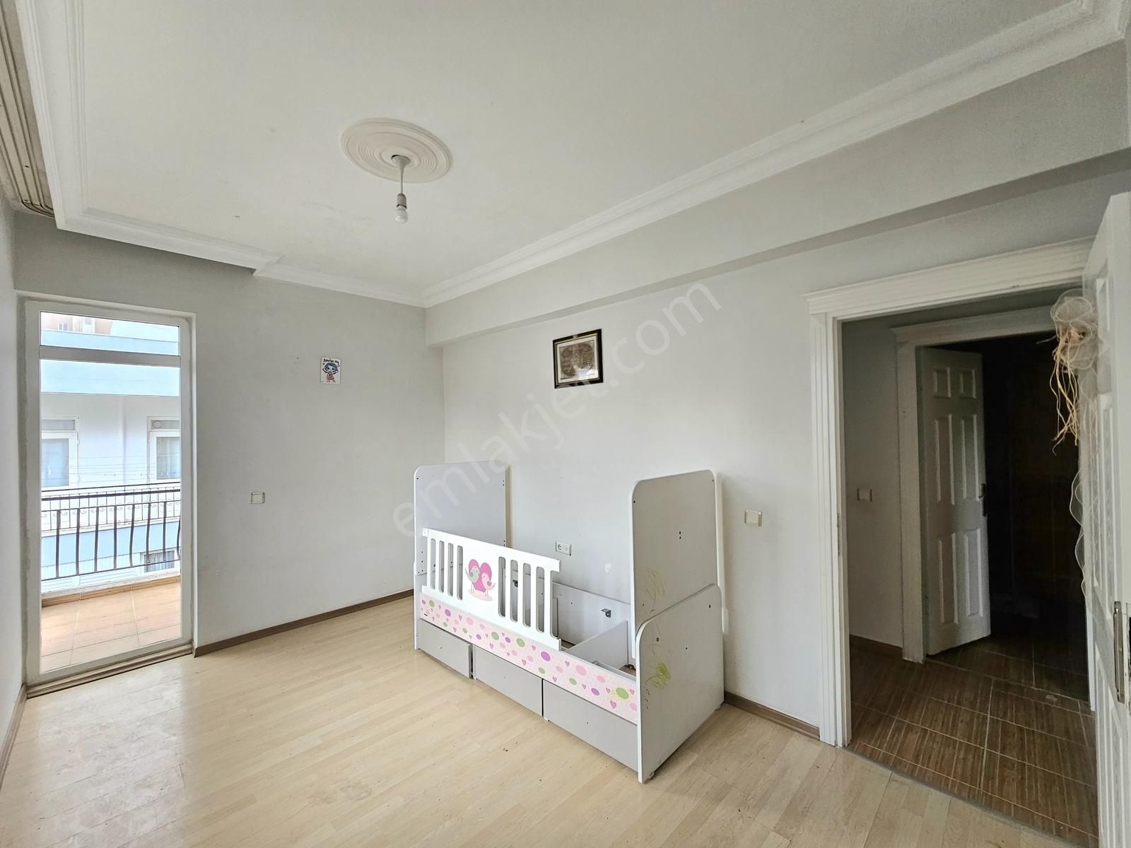 Ayanoğlun'da Satılık 2+1 95m2 Ayrı Mutfaklı Çift Balkonlu Daire - Görsel 16