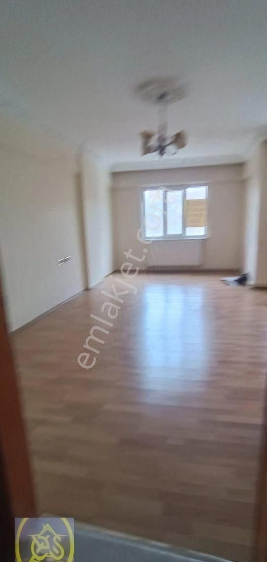 Eysu Karaca'dan Devlet Hastanesi Karşısında Kiralık 3+1 Daire.. - Görsel 3