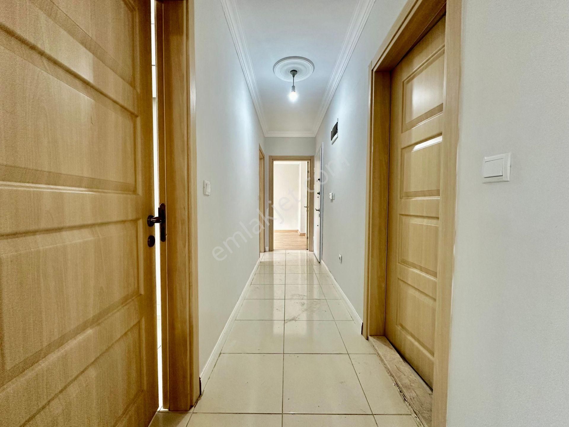 ꧁ay Emlak'tan꧂akçay'da Arakat Ayrı Mutfaklı Geniş Kapalı Balkonlu Arakat Satılık 2+1 Geniş Daire - Görsel 35