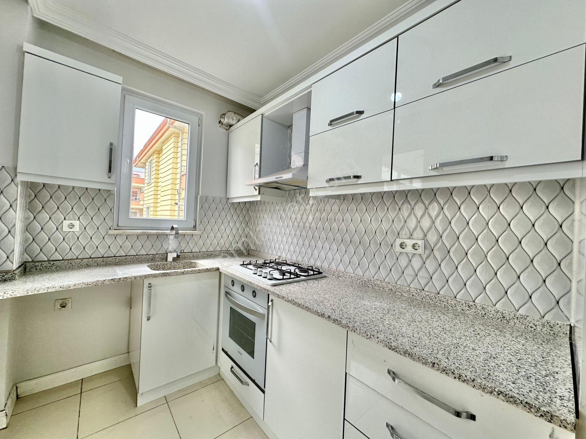 ꧁ay Emlak'tan꧂akçay'da Arakat Ayrı Mutfaklı Geniş Kapalı Balkonlu Arakat Satılık 2+1 Geniş Daire - Görsel 6