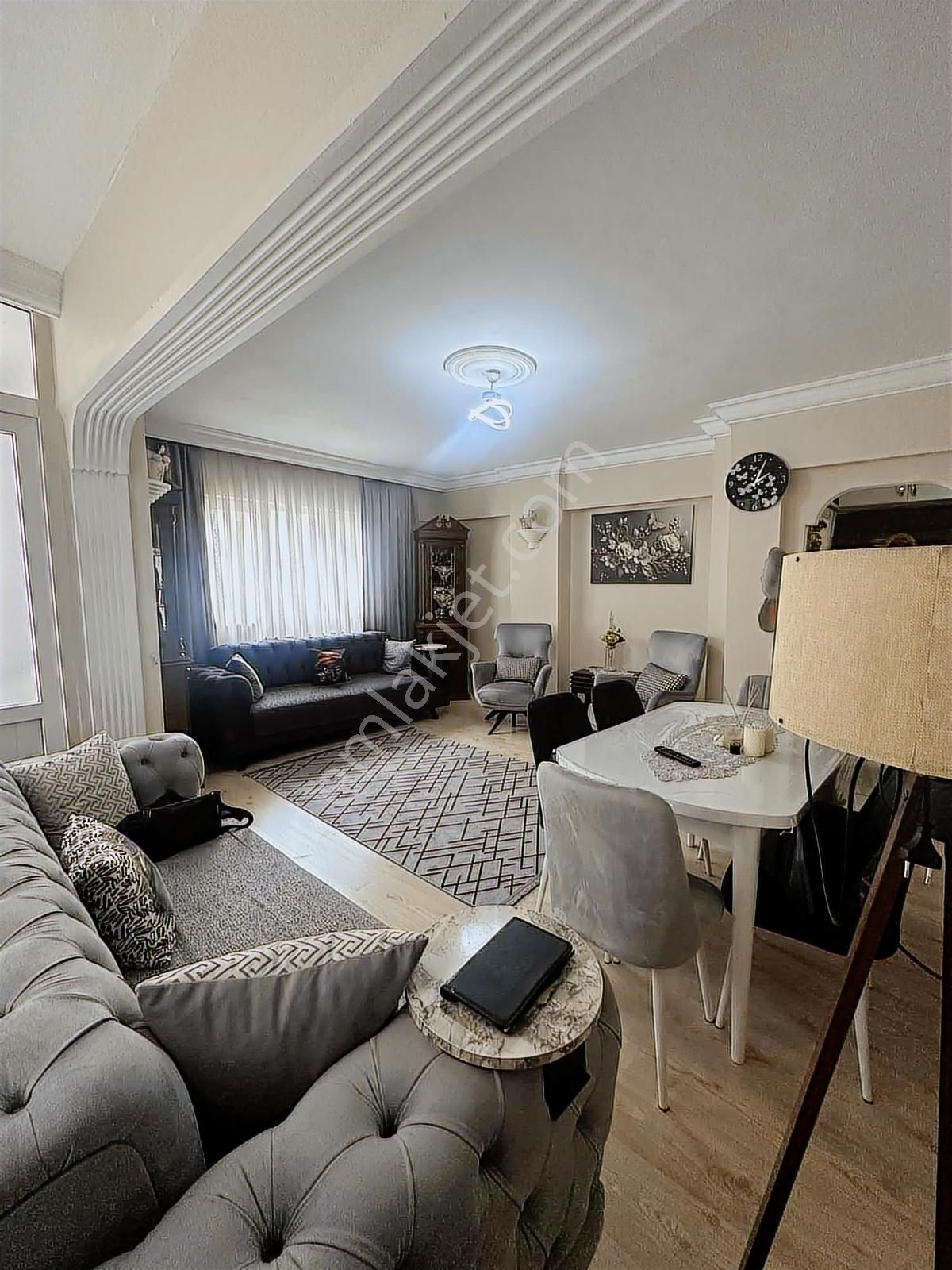 Akşemşettin Mah 3+1 Satılık Balkonlu 135 Mt Katmülkiyetli 2.kat - Görsel 5