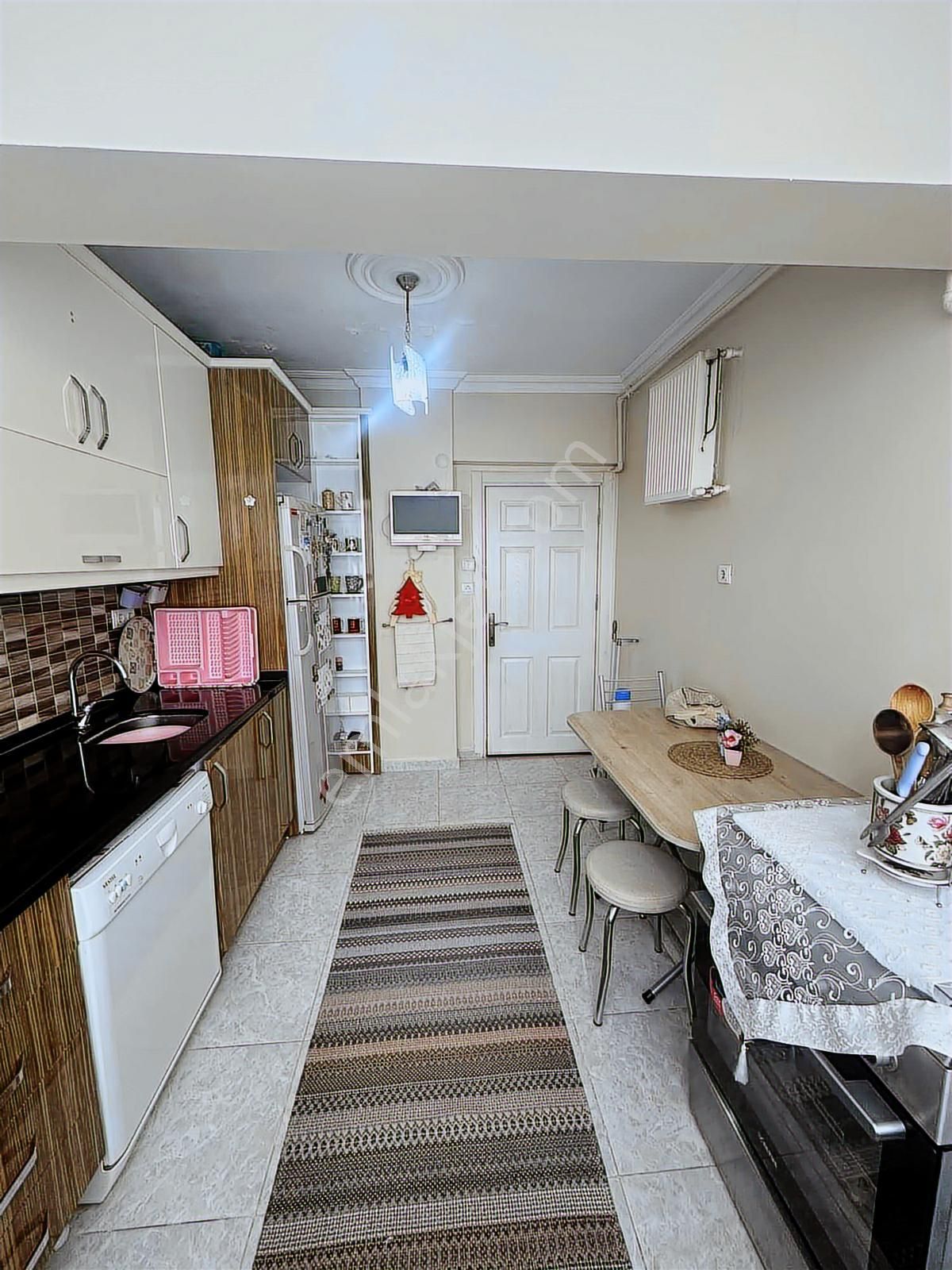 Akşemşettin Mah 3+1 Satılık Balkonlu 135 Mt Katmülkiyetli 2.kat - Görsel 24