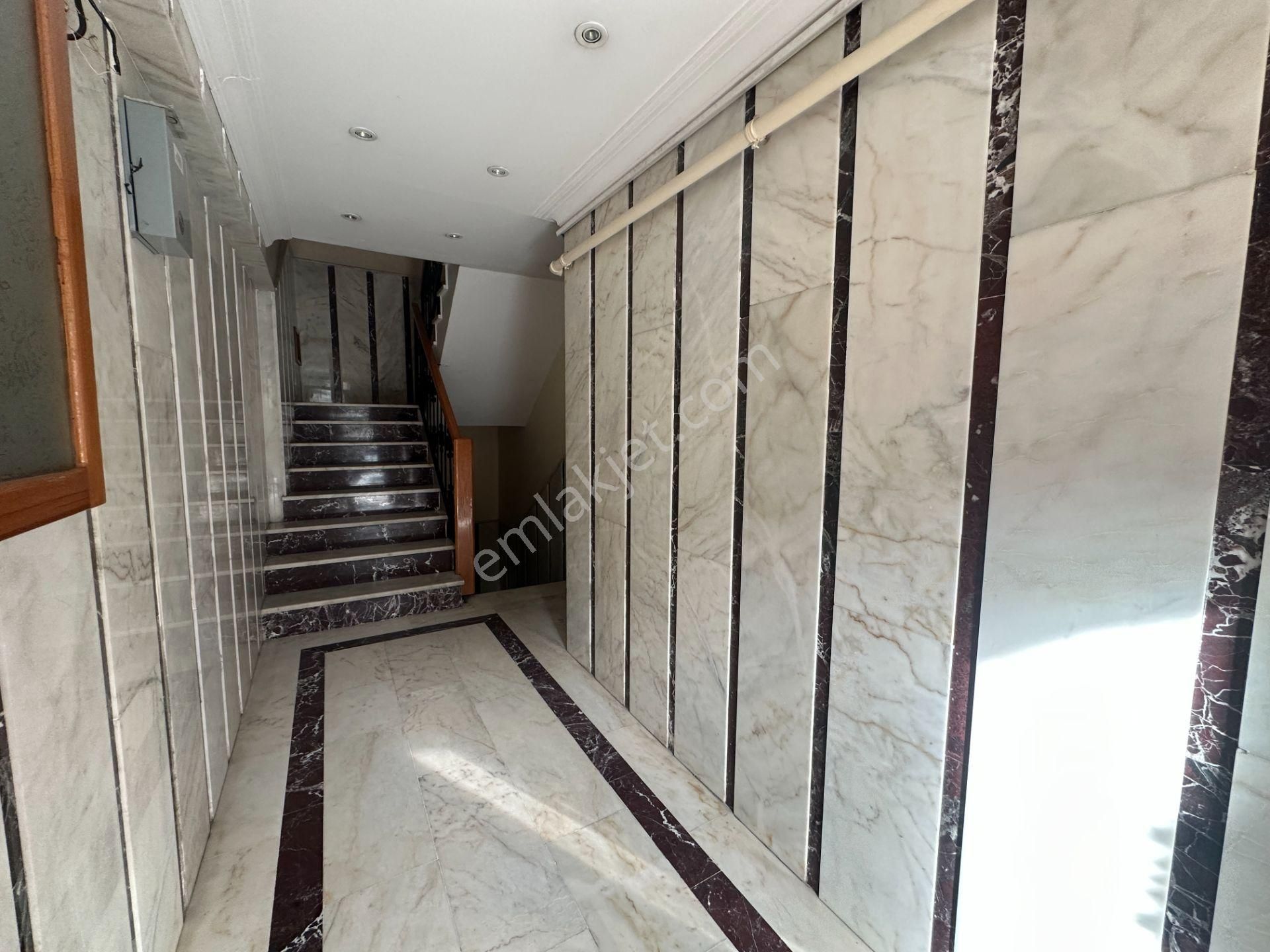 Koşuyolu Sabancı Sitesi Karşısı Geniş 2+1 Satılık Daire / Boştur - Görsel 20