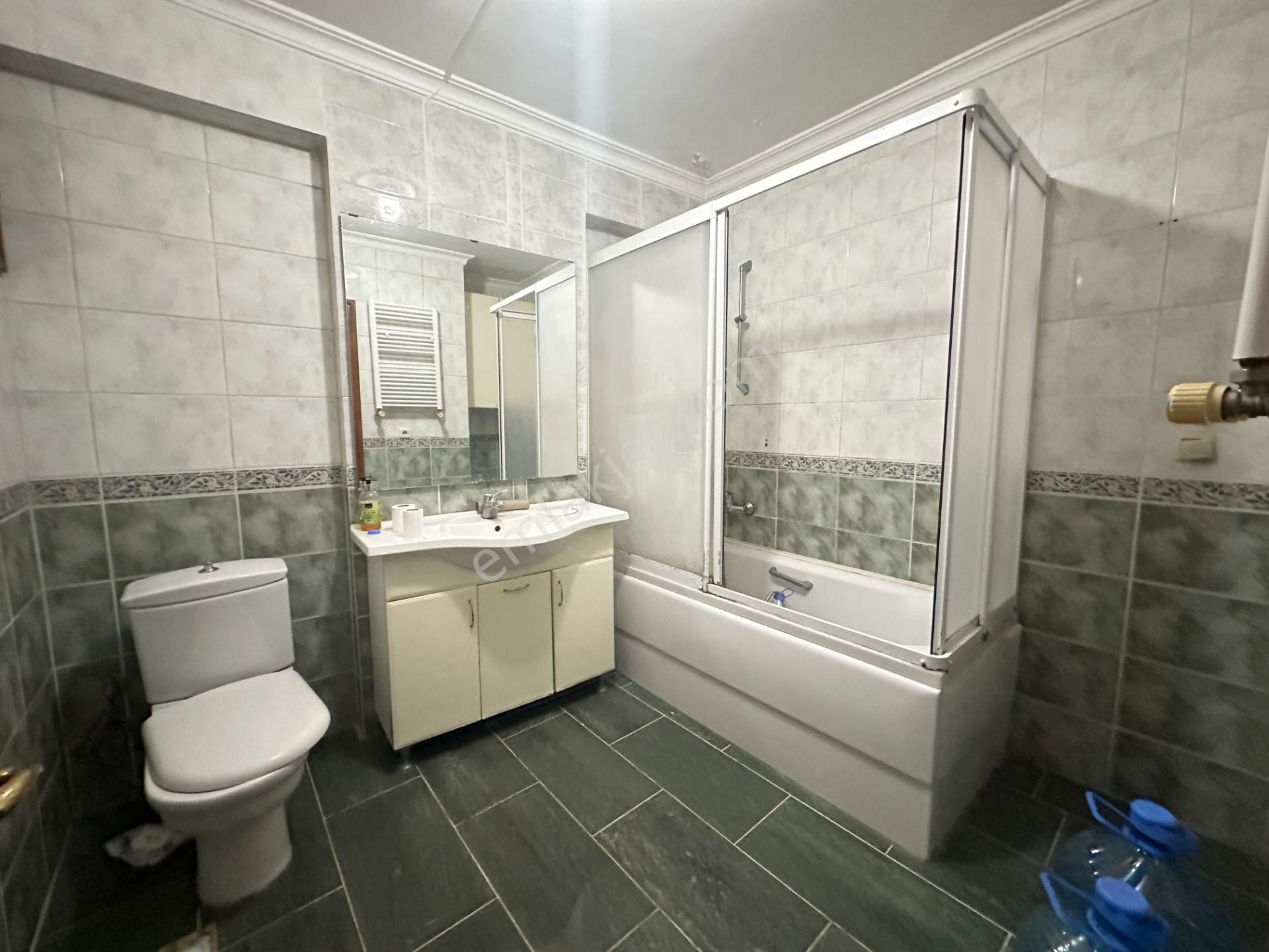 Koşuyolu Sabancı Sitesi Karşısı Geniş 2+1 Satılık Daire / Boştur - Görsel 6