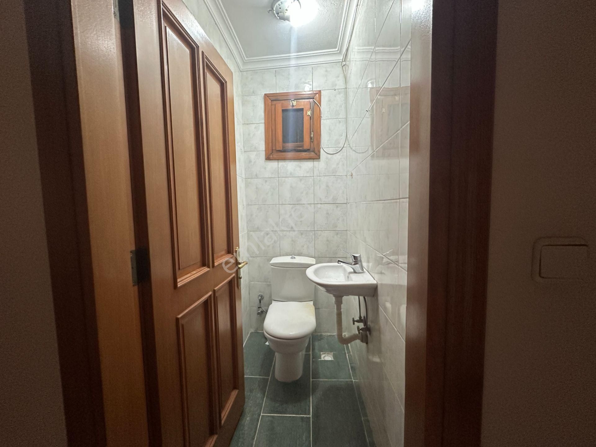 Koşuyolu Sabancı Sitesi Karşısı Geniş 2+1 Satılık Daire / Boştur - Görsel 9