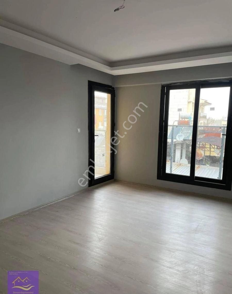 Salihli De Satılık 2+1 Daire Özel Otoparklı