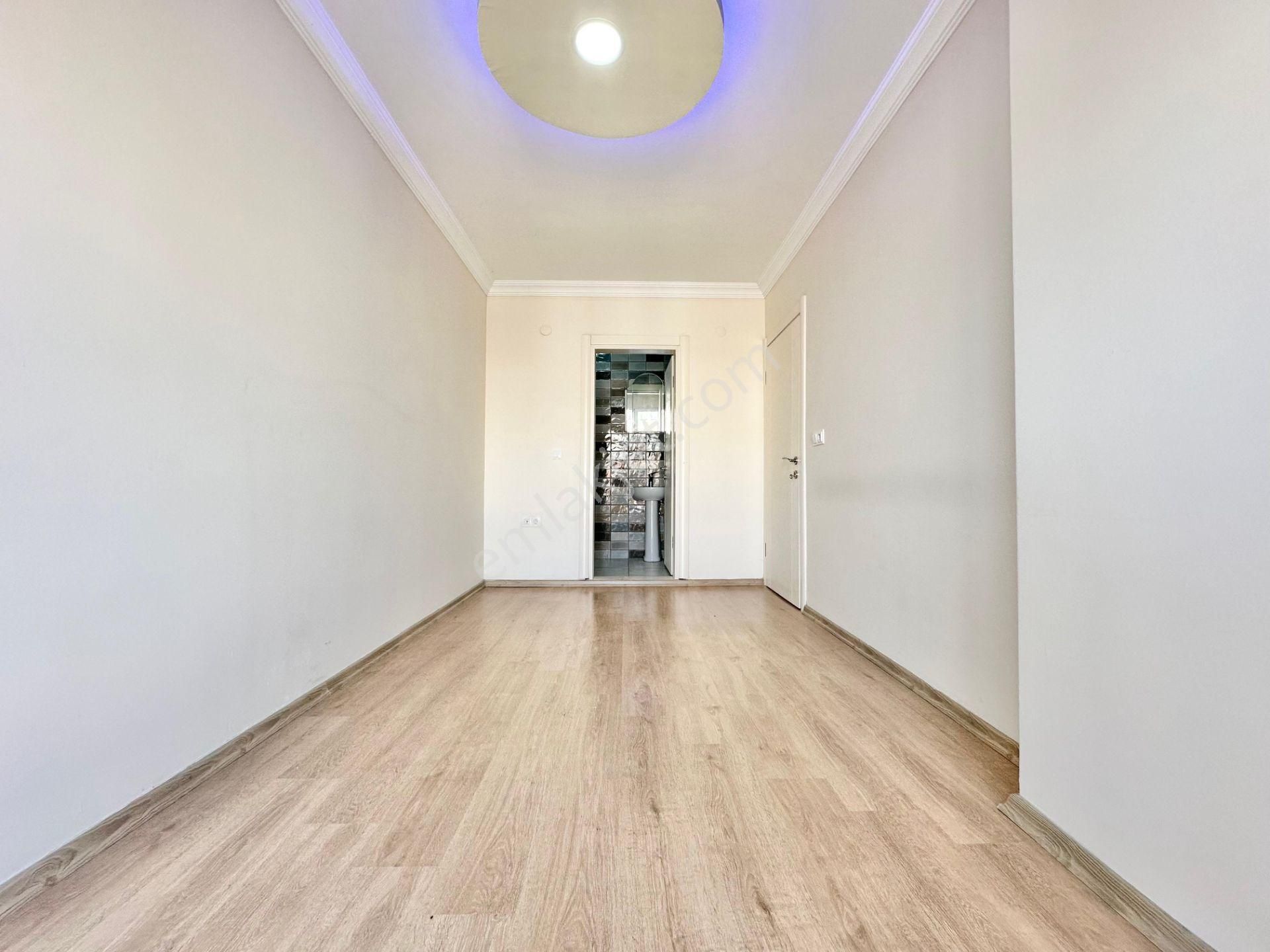 ꧁ay Emlaktan꧂akçay'da Kombili Ön Cephe Ebeveyn Banyolu Asansörlü Satılık 2+1 Lüks Daire - Görsel 15