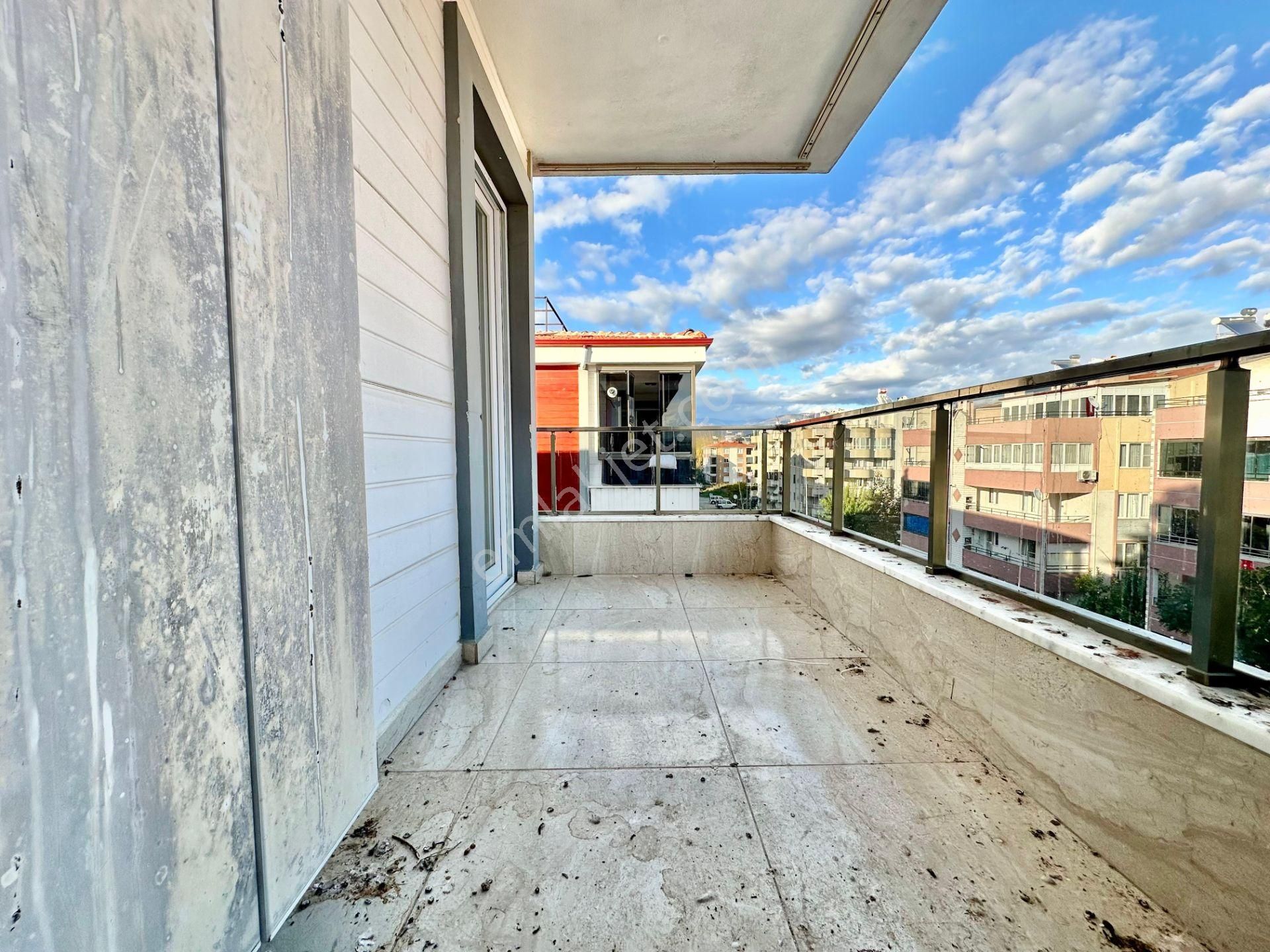 ꧁ay Emlaktan꧂akçay'da Kombili Ön Cephe Ebeveyn Banyolu Asansörlü Satılık 2+1 Lüks Daire - Görsel 7