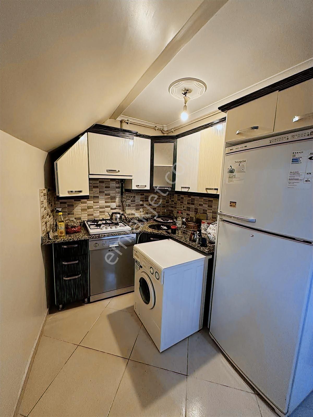 Karadolap Binevlerde 1+1 Satılık 60mt Kot.1 Krediye Uygun - Görsel 3