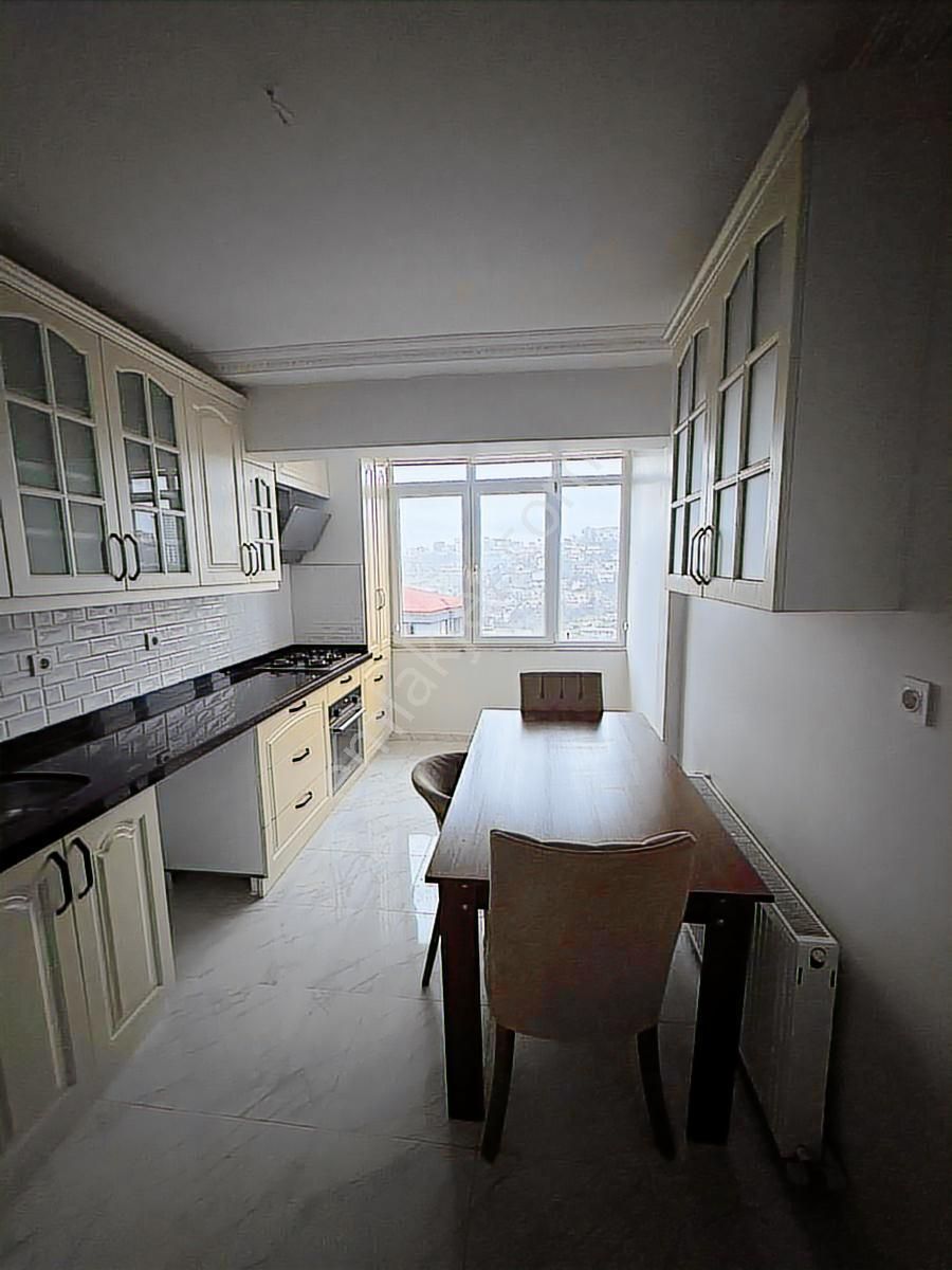 Alibeyköy ( Esentepe) Mahallesinde Kiralık 2+1 - Görsel 2