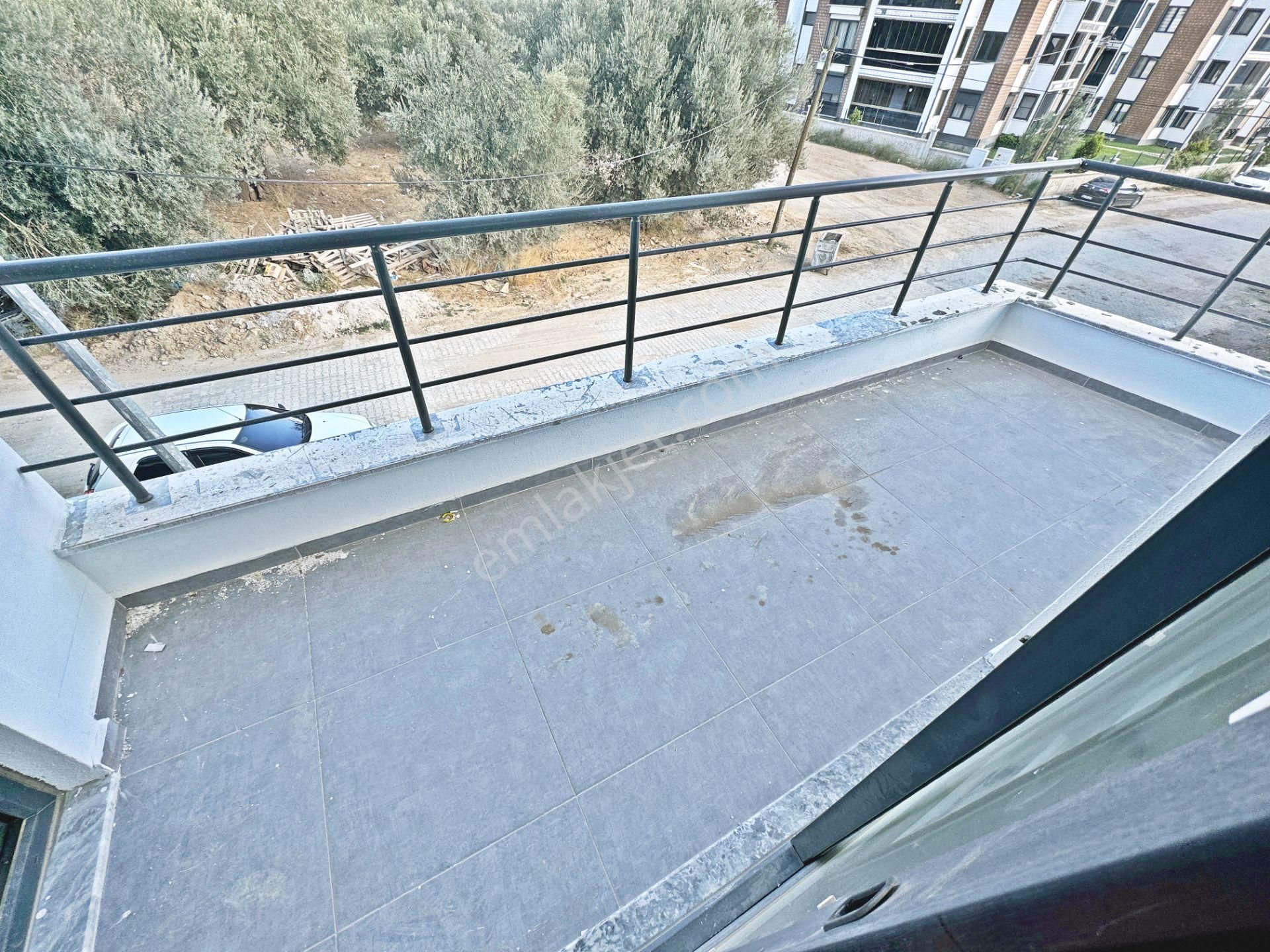 👉aygülden Edremit Kadıköy'de Sıfır Ara Kat Ön Cephe Ayrı Mutfak Ebeveyn Banyolu 2+1 Satılık Daire👈 - Görsel 31