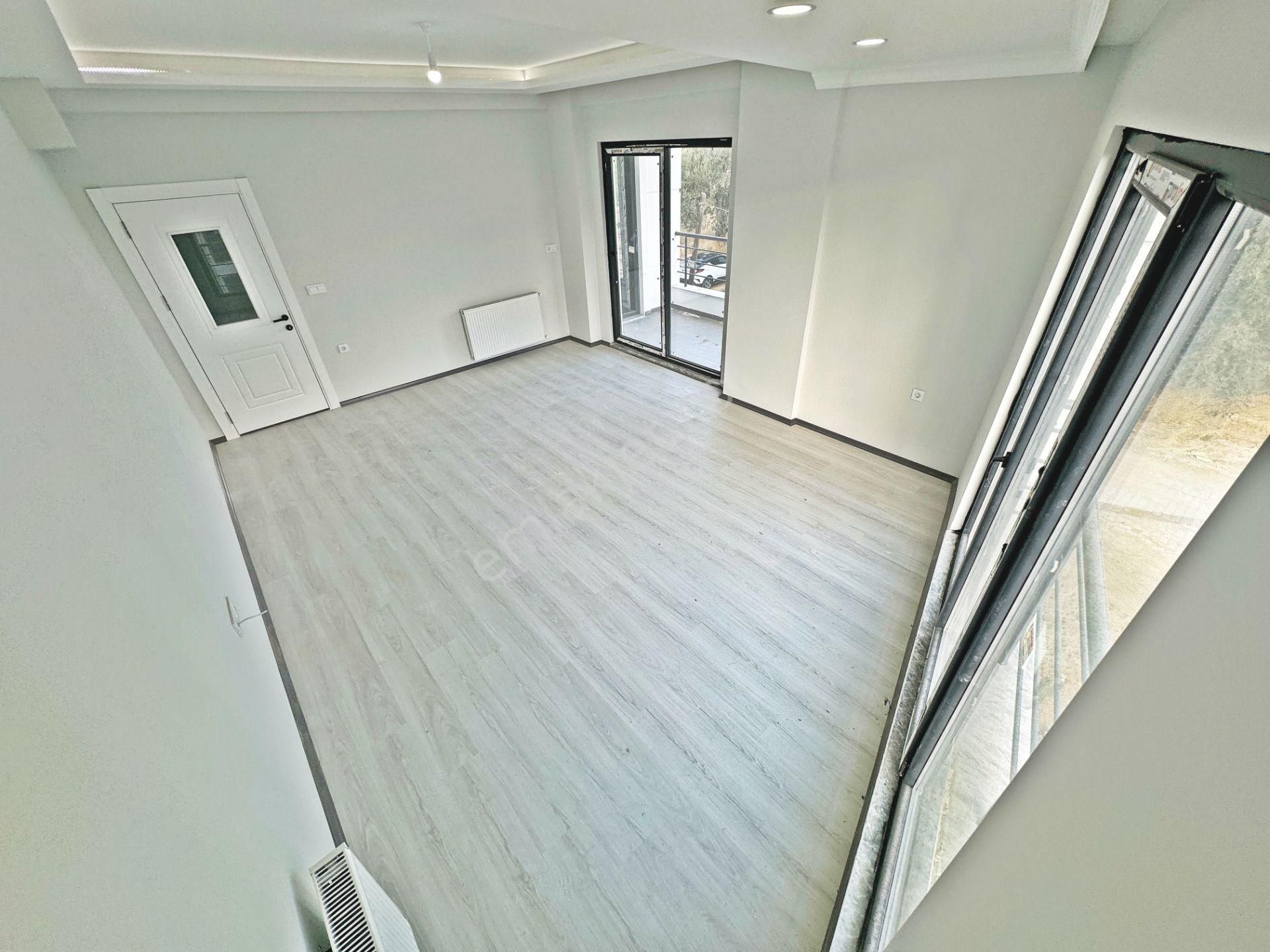 👉aygülden Edremit Kadıköy'de Sıfır Ara Kat Ön Cephe Ayrı Mutfak Ebeveyn Banyolu 2+1 Satılık Daire👈 - Görsel 15