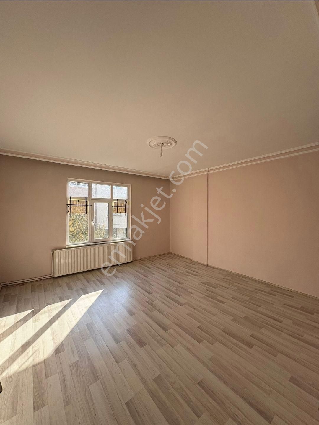 Sakarya Mahallesi Arakat Geniş