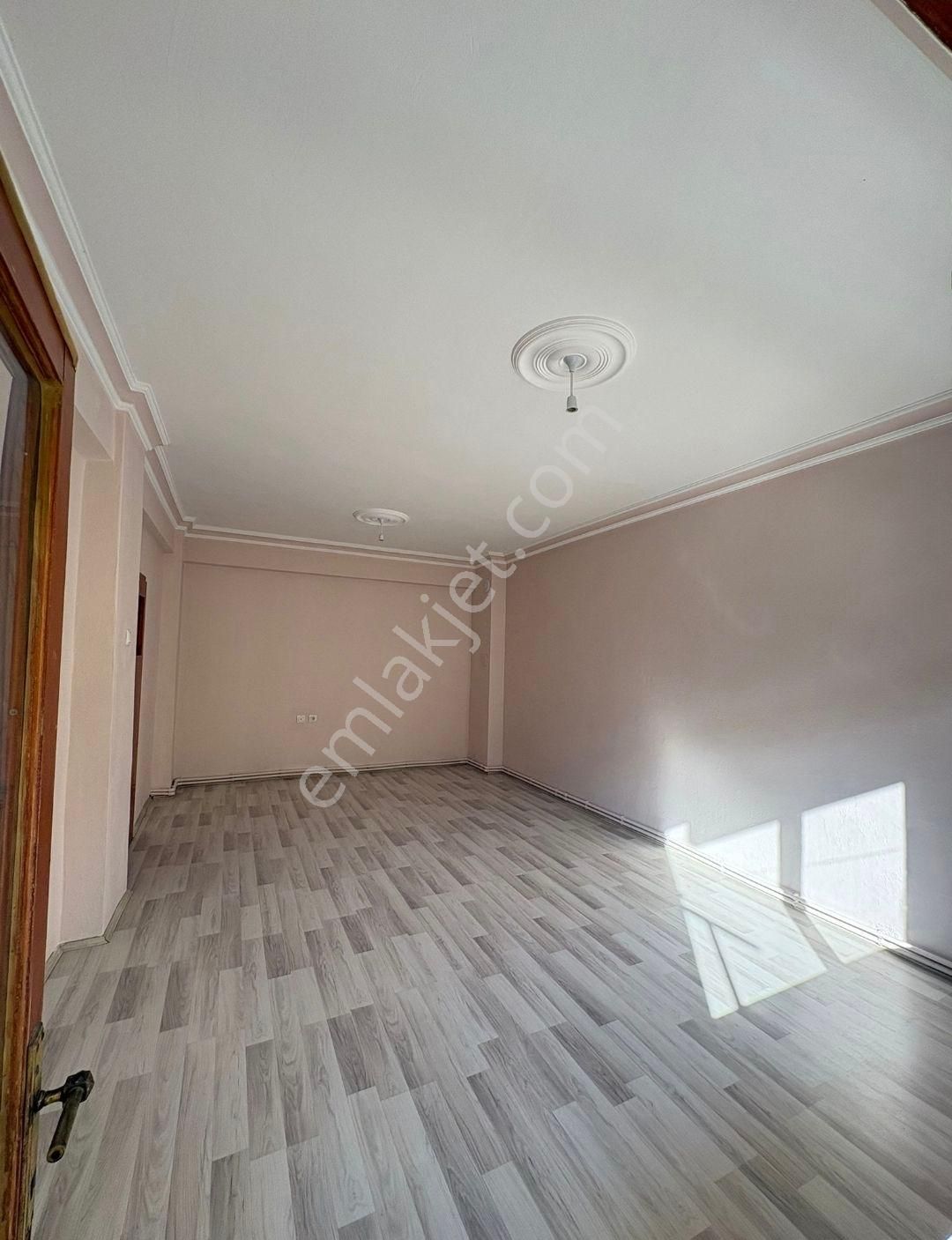 Sakarya Mahallesi Arakat Geniş - Görsel 2