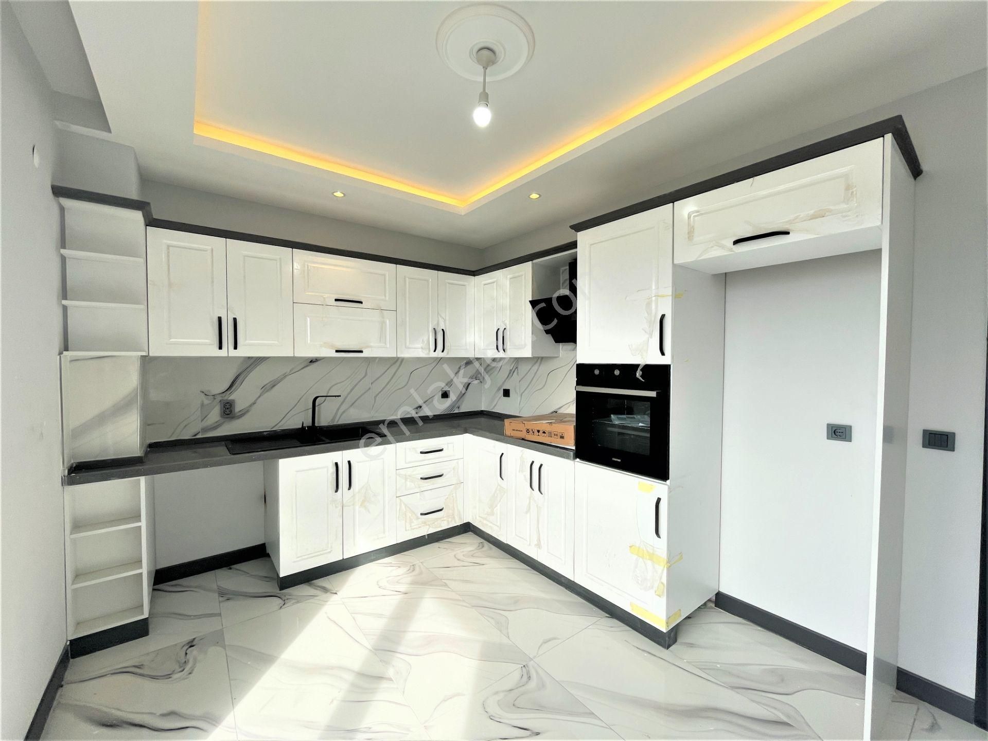 🔴🔴 Aktif'ten Akçay'da Merkezi Konumda Denize 500 Mt Mesafede Sıfır 3+1 Şık Tasarımlı Dublex