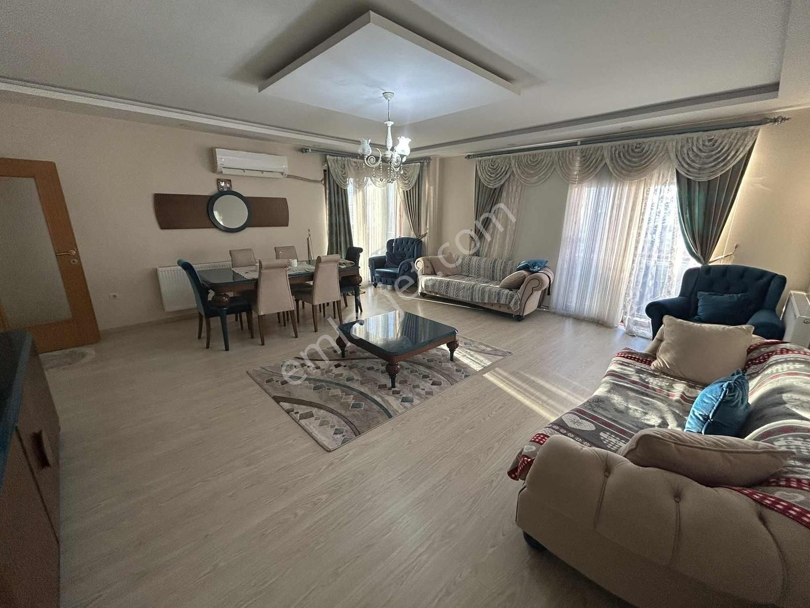 Altın Emlak Trabzon Kaşüstünde Satılık 3.5+1 Lüx Daire - Görsel 23