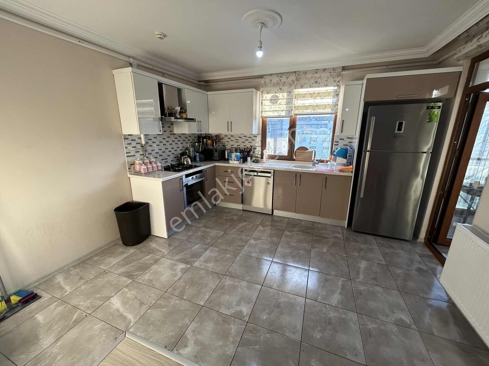 Altın Emlak Trabzon Kaşüstünde Satılık 3.5+1 Lüx Daire - Görsel 6