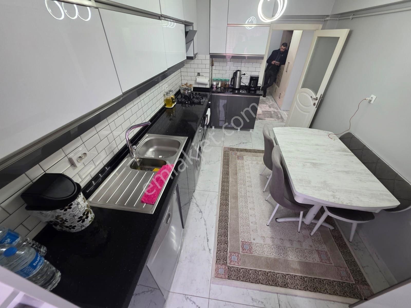 İncirli'de Katta Ultra Lüks Yapılı 3+1 Masrafsız Geniş Daire - Görsel 5