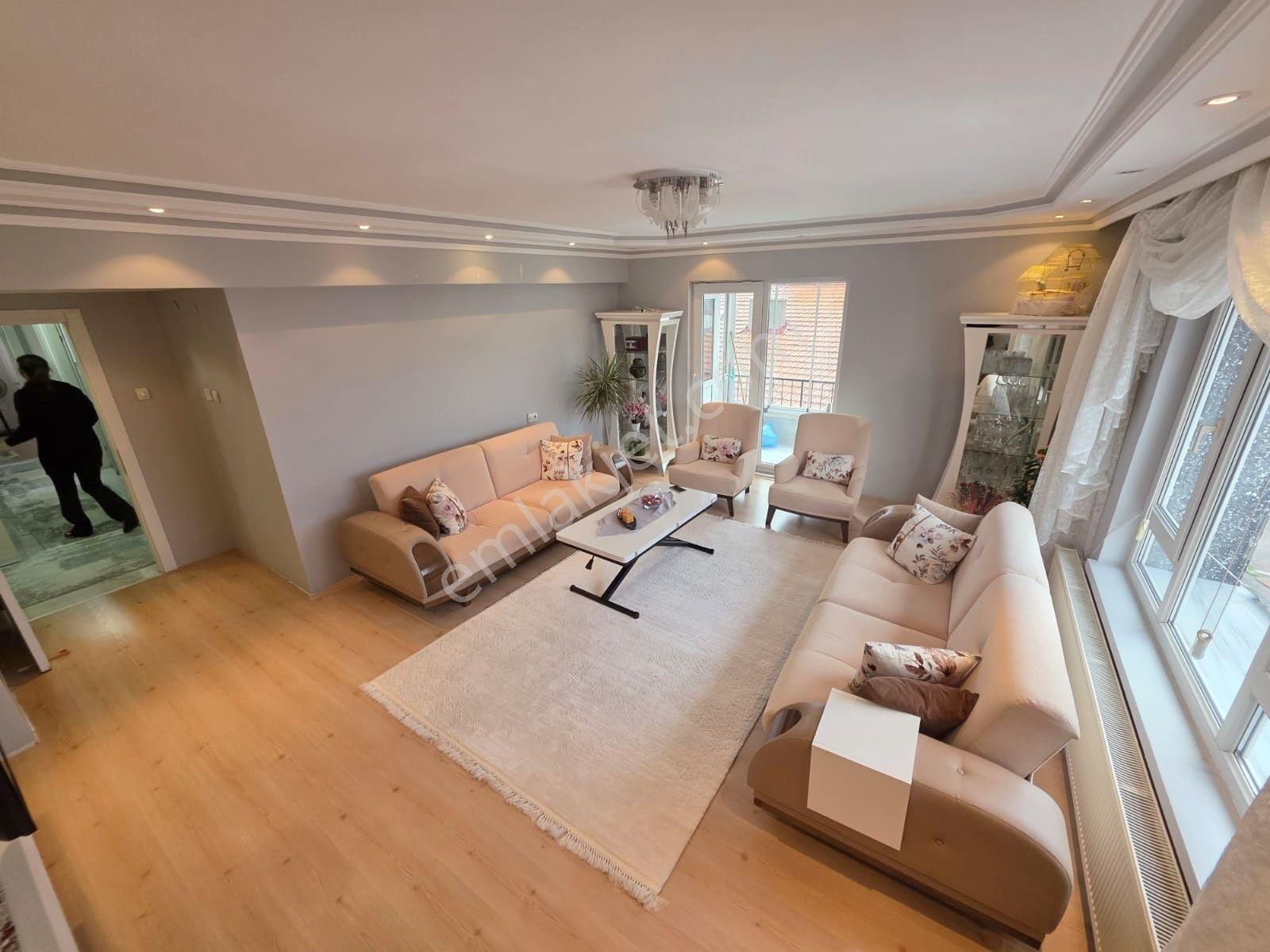 İncirli'de Katta Ultra Lüks Yapılı 3+1 Masrafsız Geniş Daire - Görsel 9