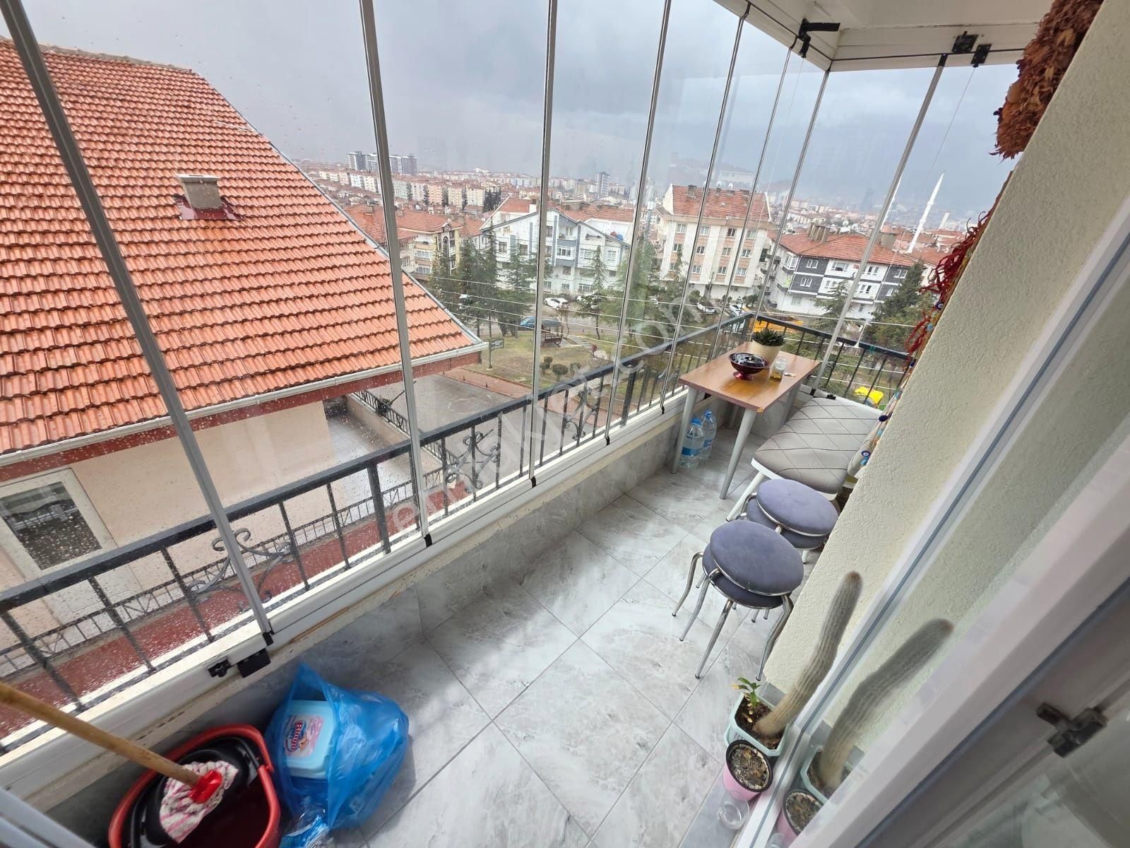 İncirli'de Katta Ultra Lüks Yapılı 3+1 Masrafsız Geniş Daire - Görsel 13