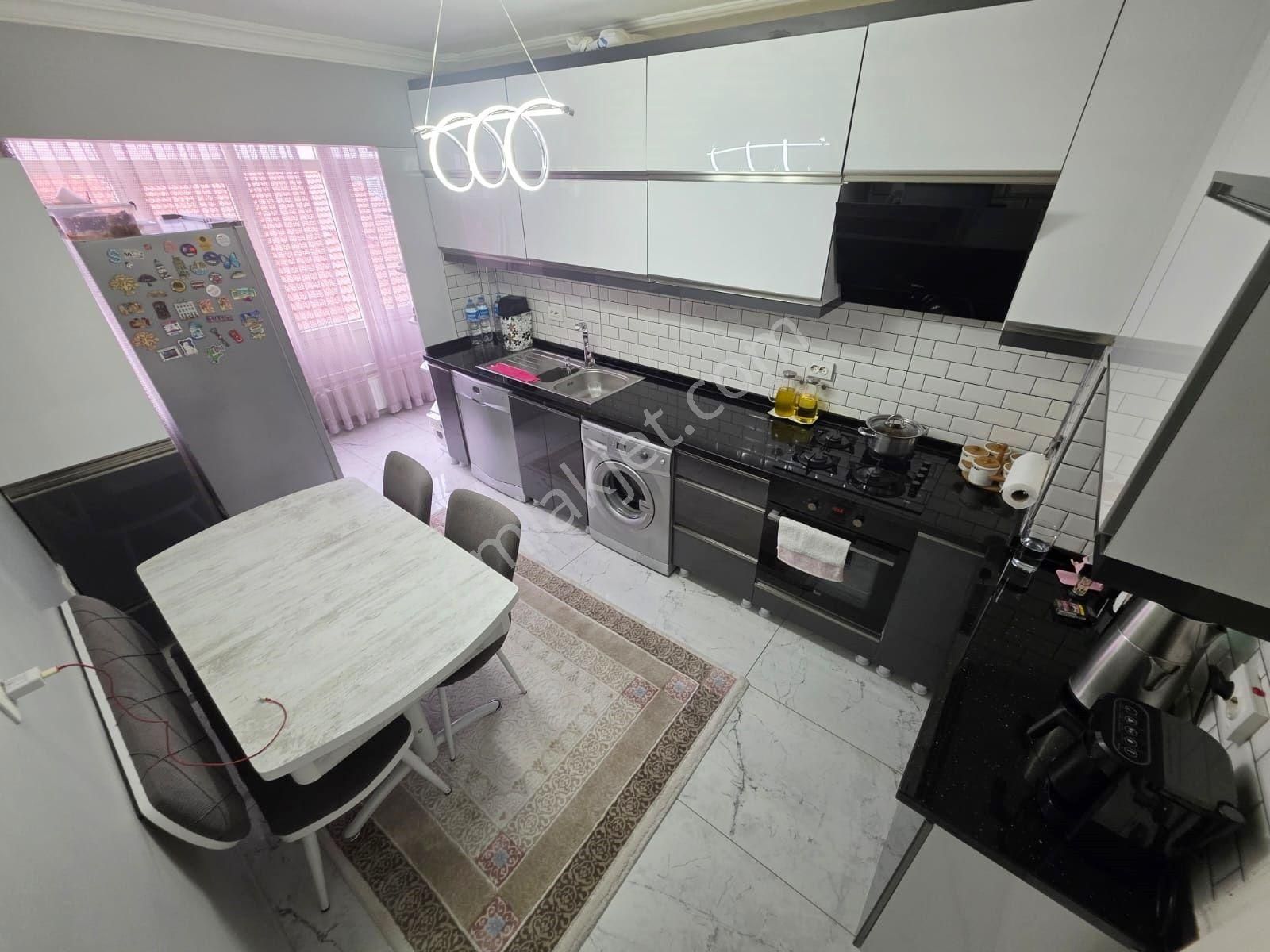 İncirli'de Katta Ultra Lüks Yapılı 3+1 Masrafsız Geniş Daire - Görsel 6