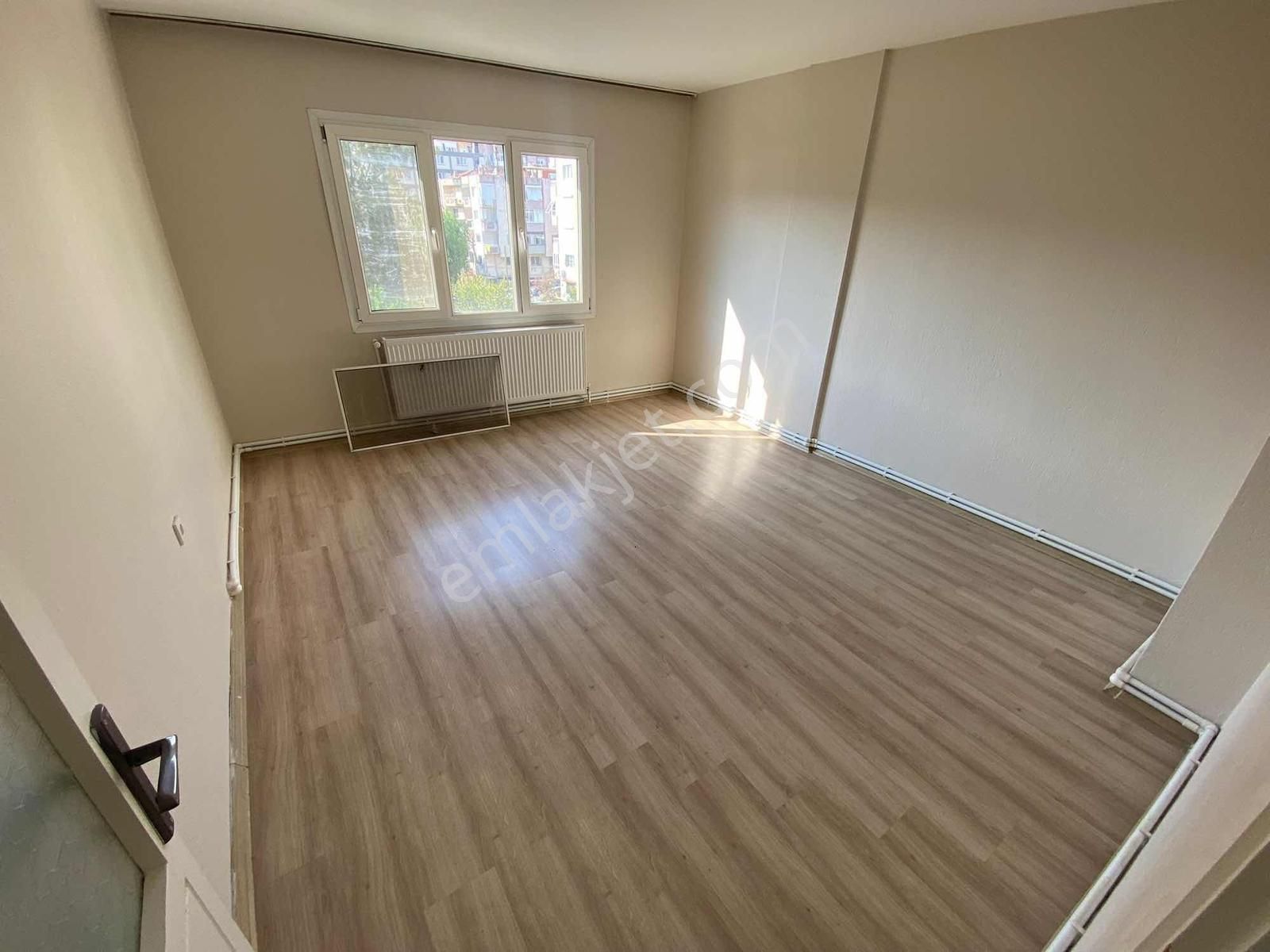 Doğanay Mah'de 3+1 Arakat Park Manzaralı Bakımlı Kiralık Daire - Görsel 31