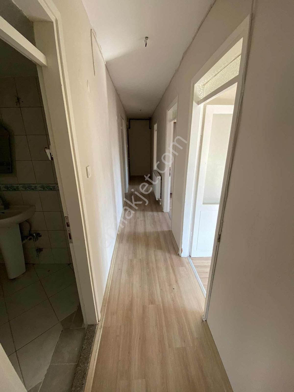 Doğanay Mah'de 3+1 Arakat Park Manzaralı Bakımlı Kiralık Daire - Görsel 28