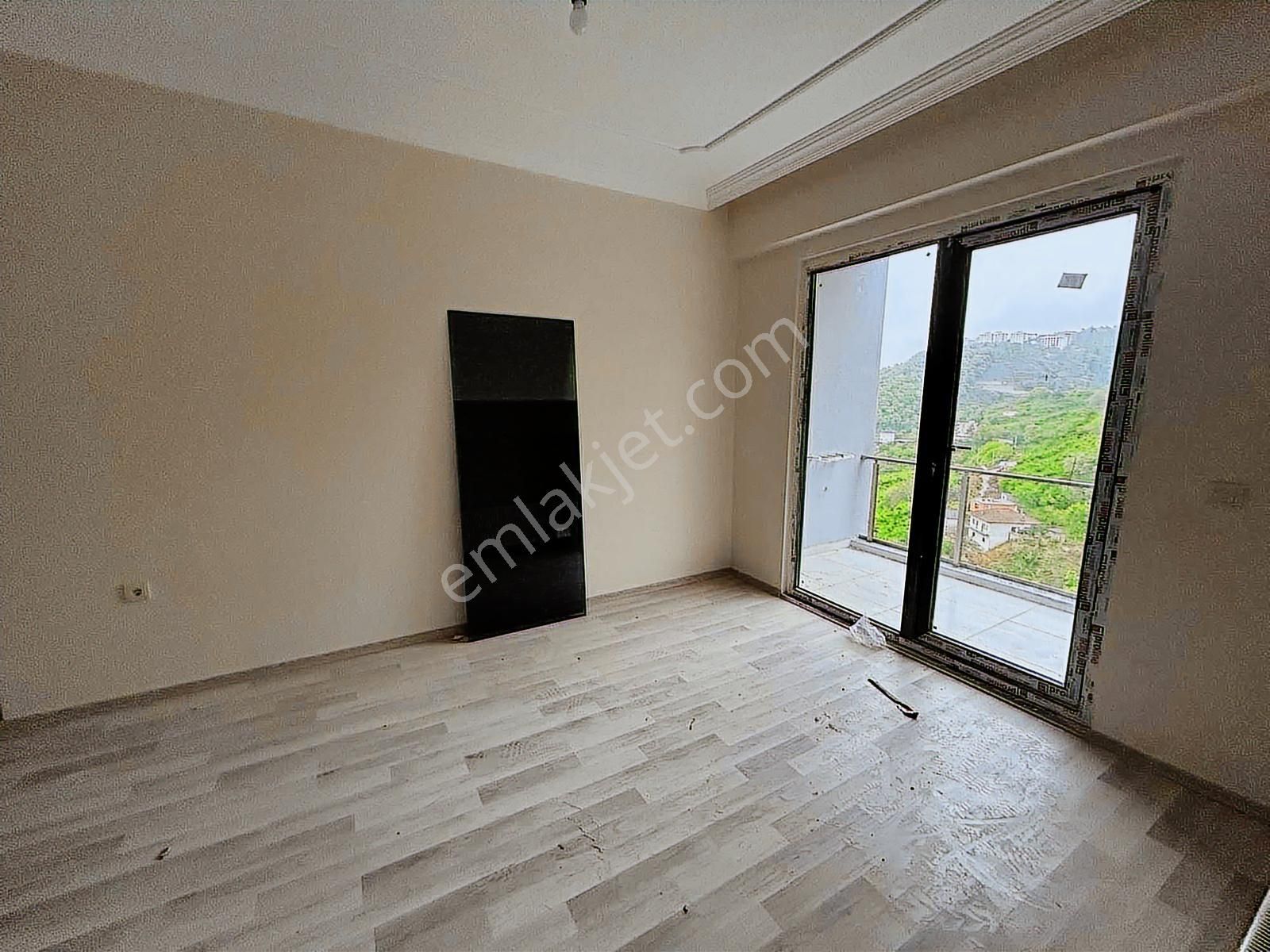 Altın Emlak Trabzon Yomrada 1+1 Satılık Daire - Görsel 5