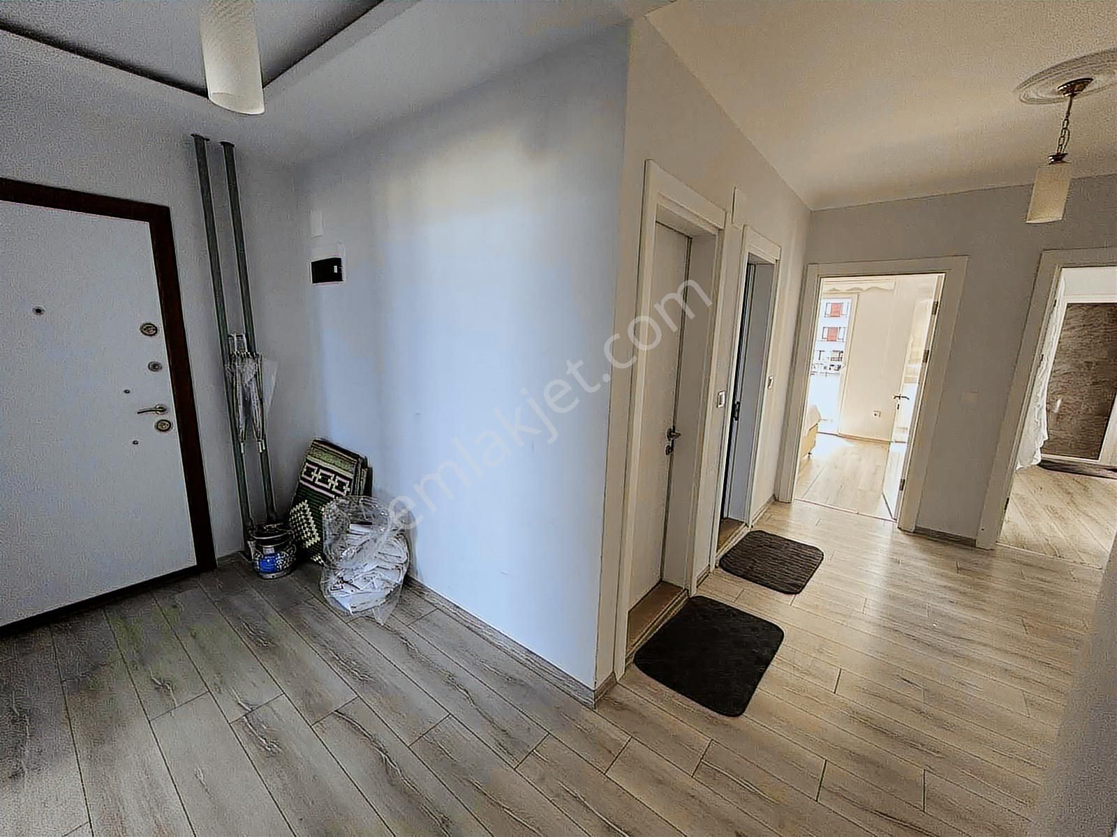 Altın Emlak Trabzon Kaşüstünde Satılık 3+1 Daire - Görsel 3