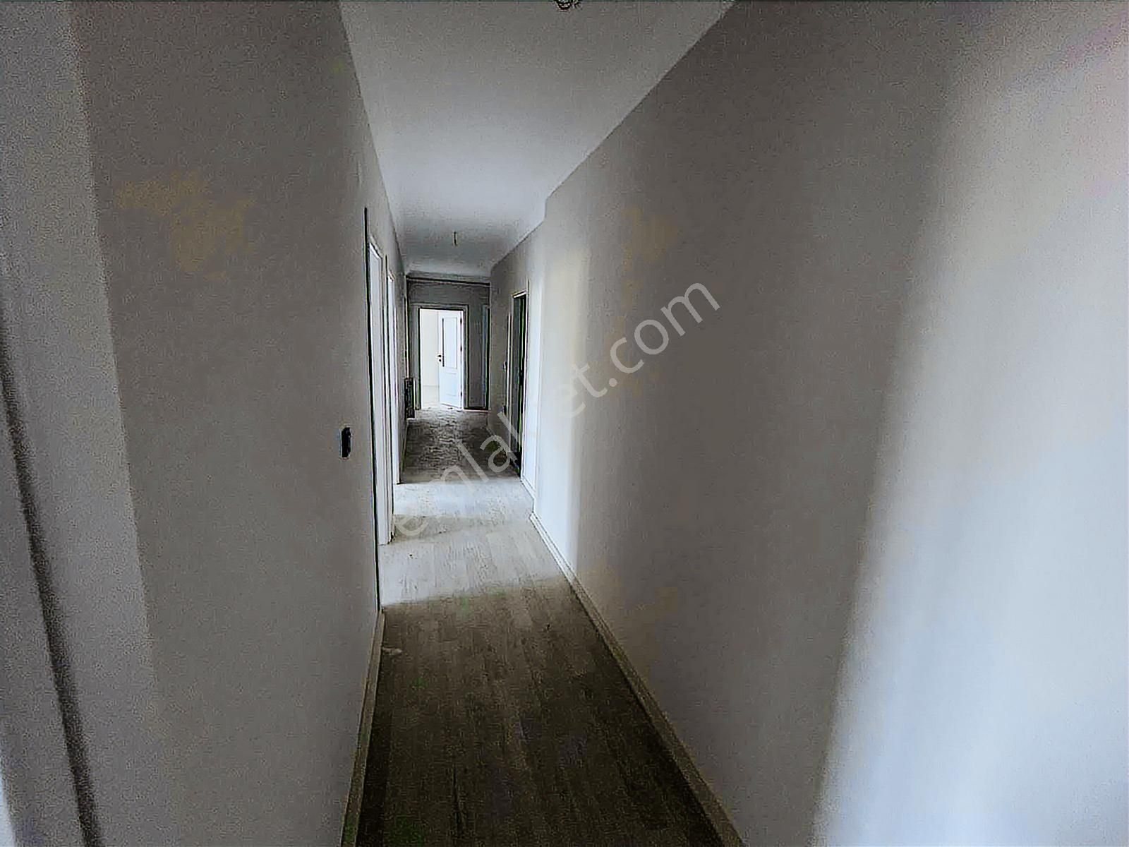 Altın Emlak Trabzonda Satılık 3+1 Fırsat Daire(takasa Uygun) - Görsel 5