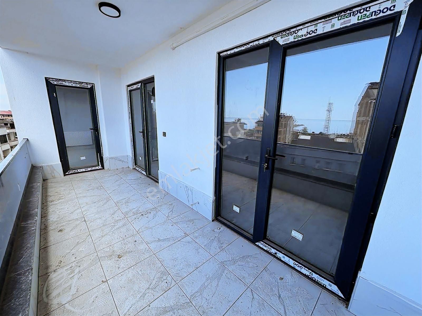 Altın Emlak Trabzonda Satılık 3+1 Fırsat Daire(takasa Uygun) - Görsel 7