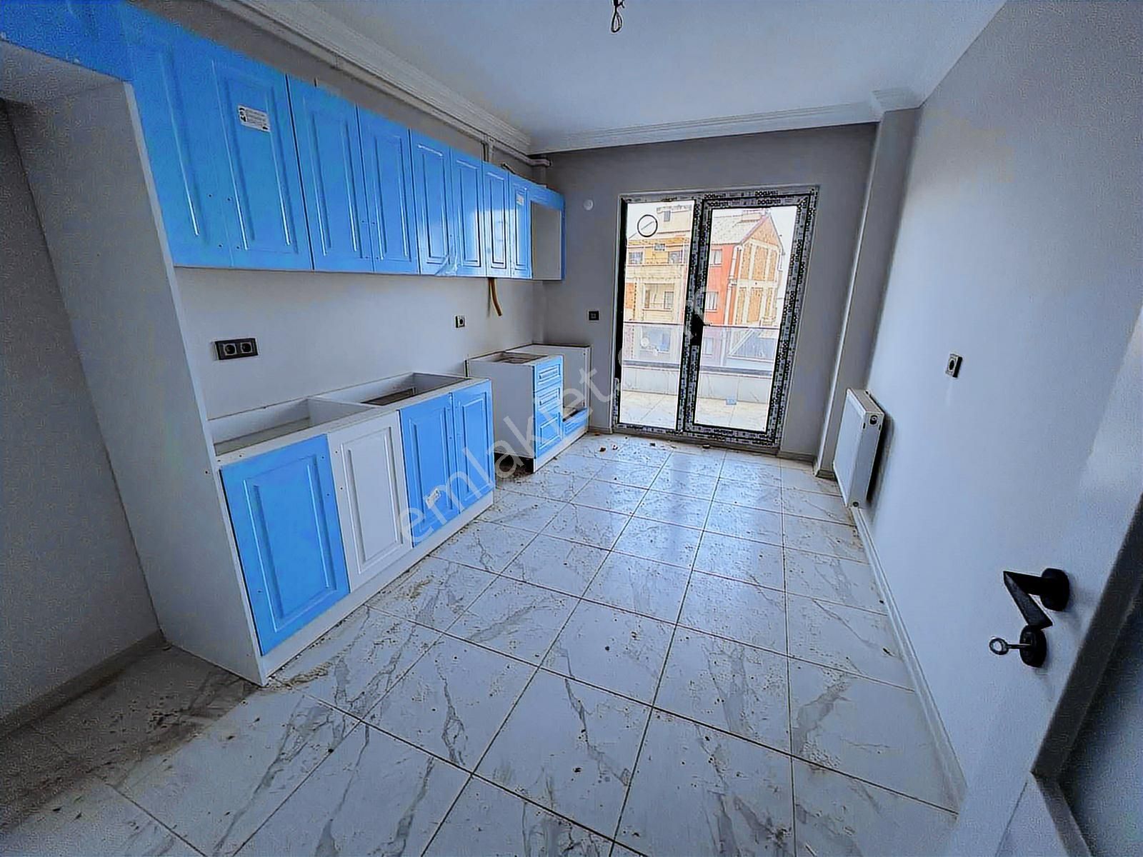 Altın Emlak Trabzonda Satılık 3+1 Fırsat Daire(takasa Uygun) - Görsel 16