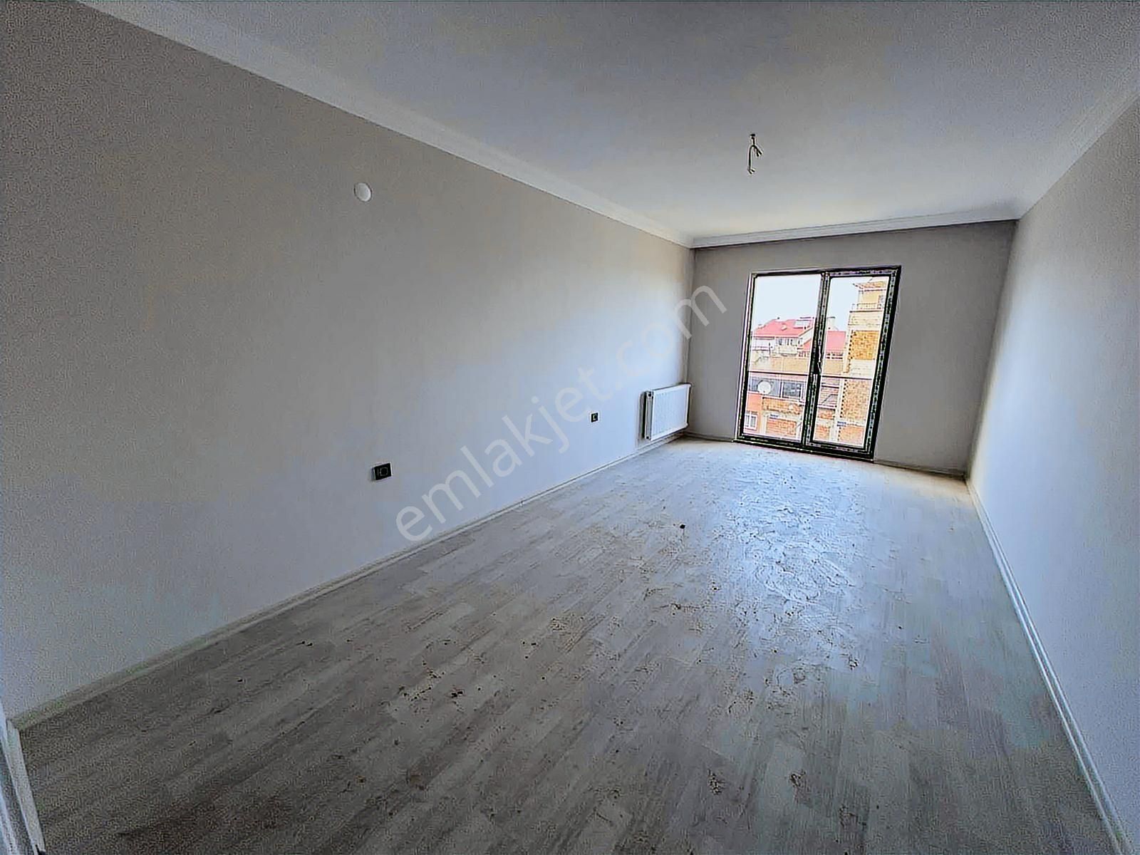 Altın Emlak Trabzonda Satılık 3+1 Fırsat Daire(takasa Uygun) - Görsel 15