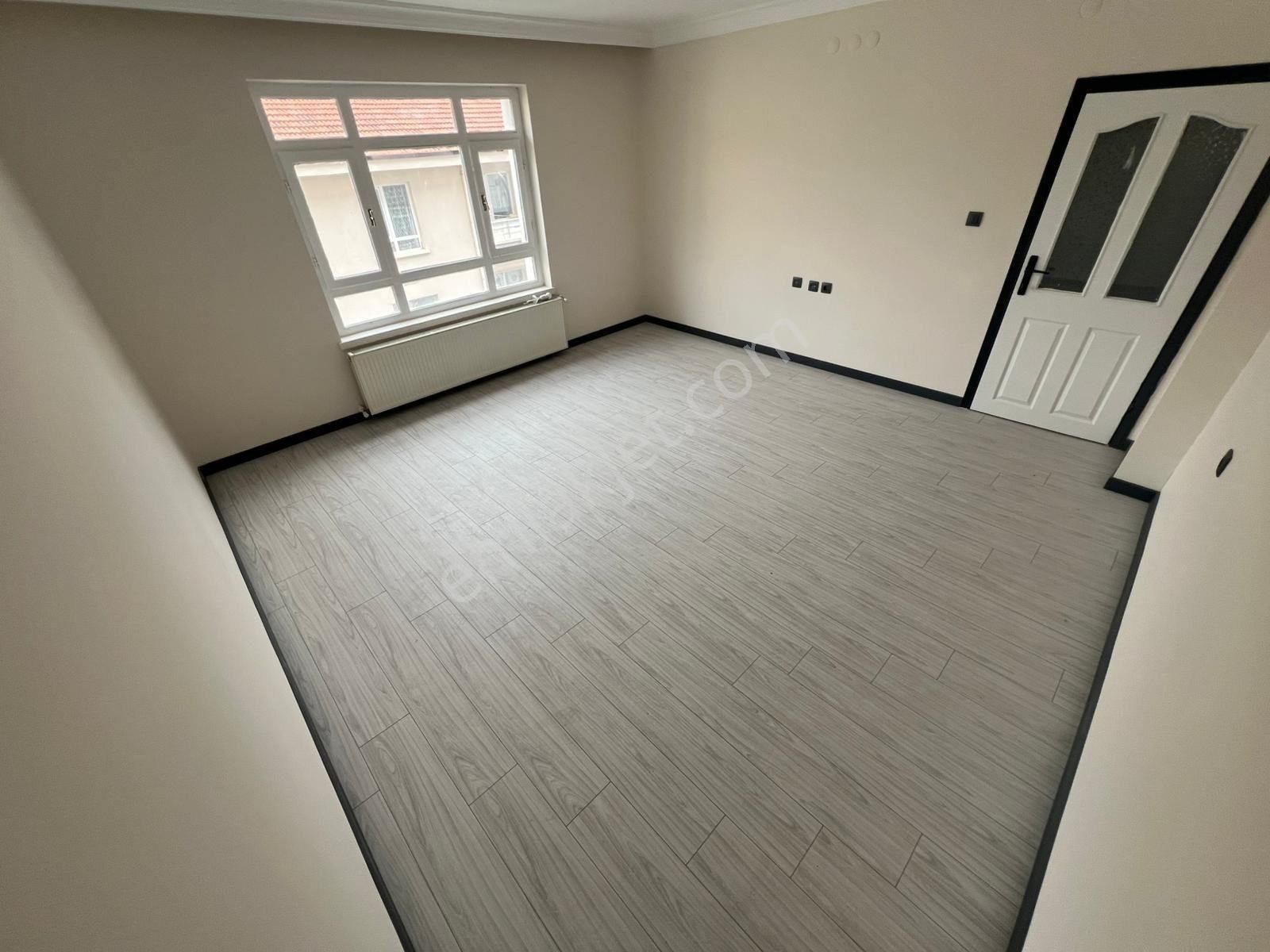 Gold Emlaktan Yayla Mah. 1.kat 3+1bağımsız Salon Çift Balkon Uygun Fiyatlı Satılık Daire - Görsel 3