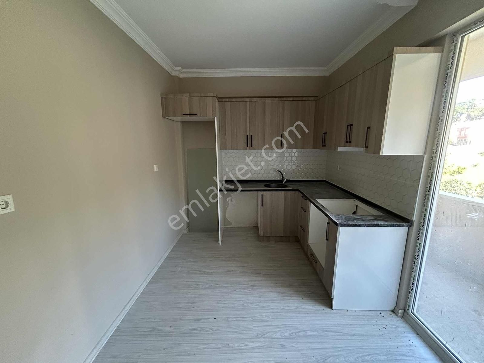 Trabzonda Satılık 6+2 Dubleks Daire(arsa/arazi Takasa Uygun) - Görsel 4