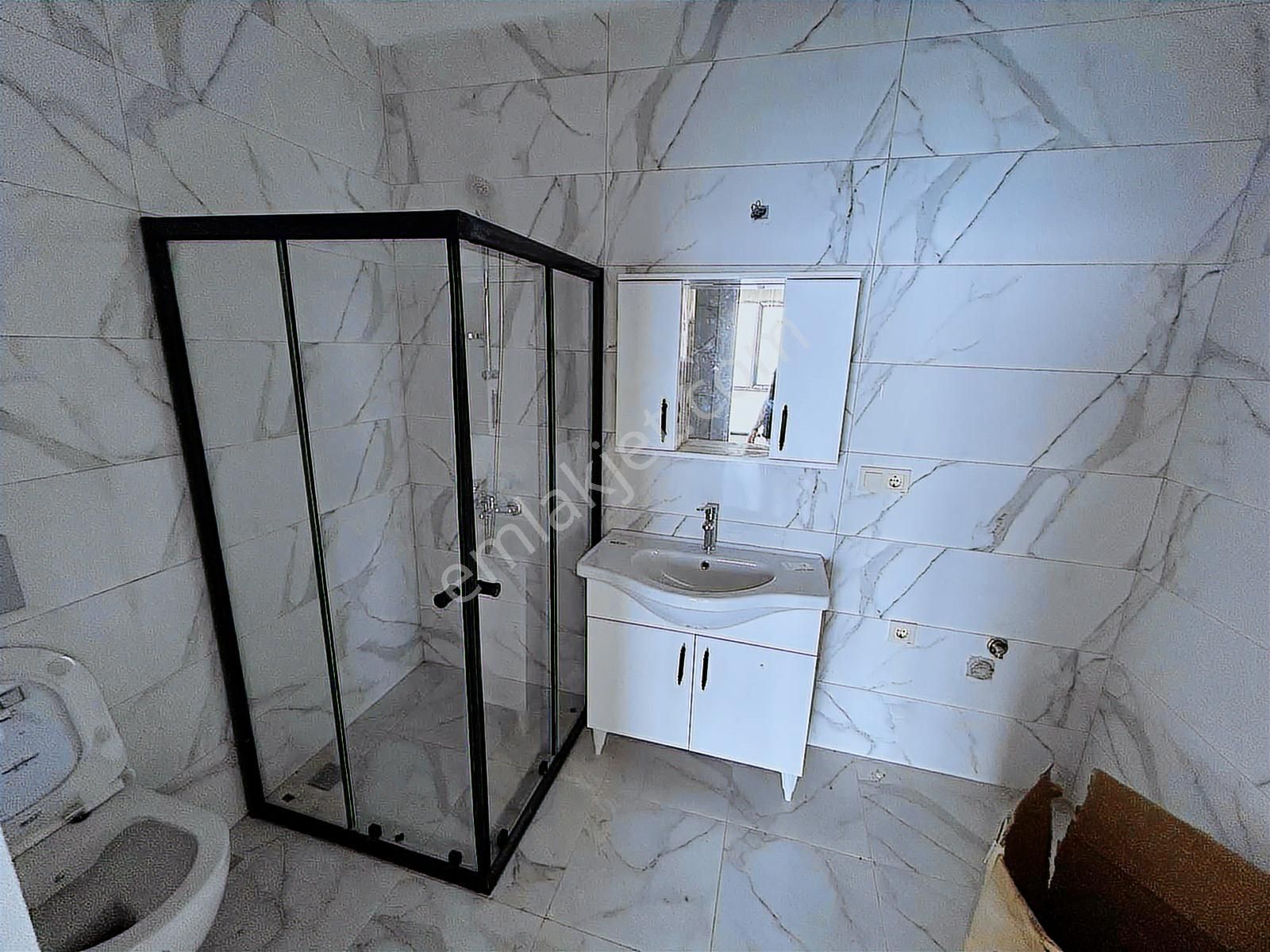 Altın Emlak Trabzonda Satılık 1+1 Daire - Görsel 8