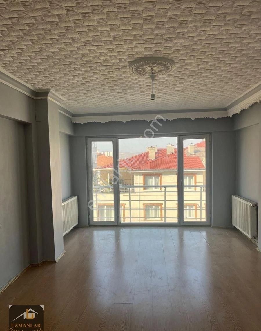 Alsancak Mahallesinde Asansörlü Kiralık 3+1 Daire