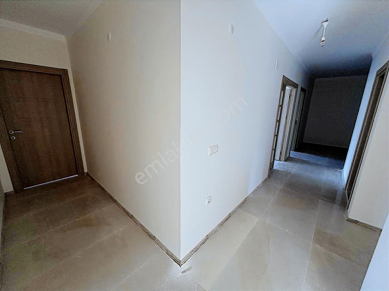 Altın Emlak Trabzon Kaşüstünde Satılık 3+1 Lüx Daire - Görsel 14