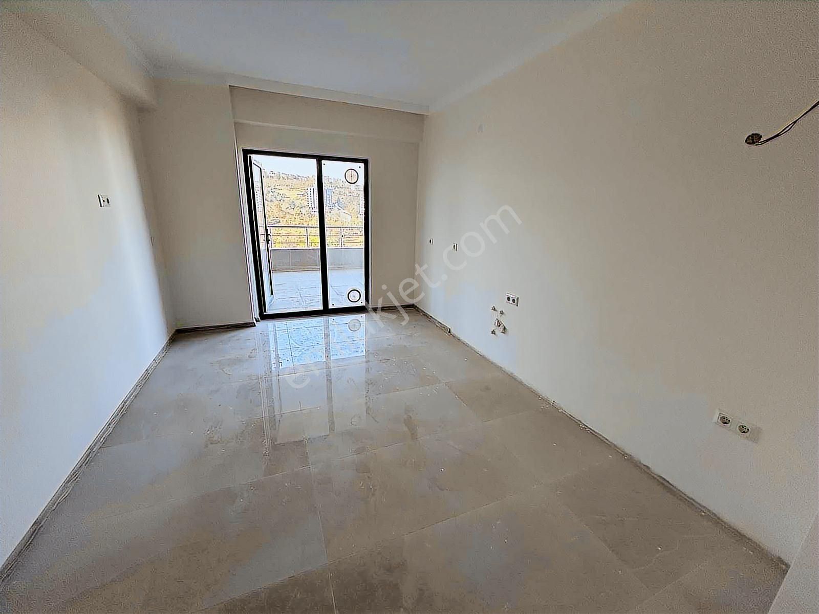 Altın Emlak Trabzon Kaşüstünde Satılık 3+1 Lüx Daire - Görsel 11