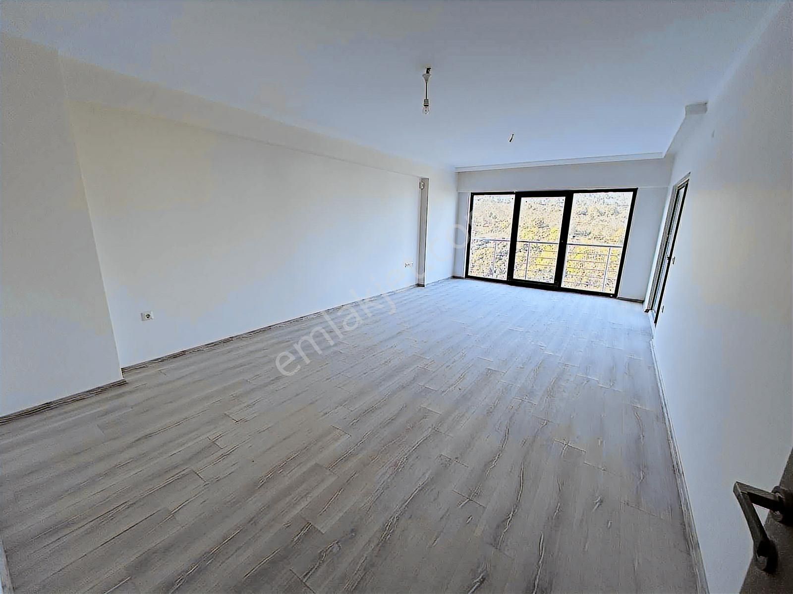 Altın Emlak Trabzon Kaşüstünde Satılık 3+1 Lüx Daire - Görsel 22