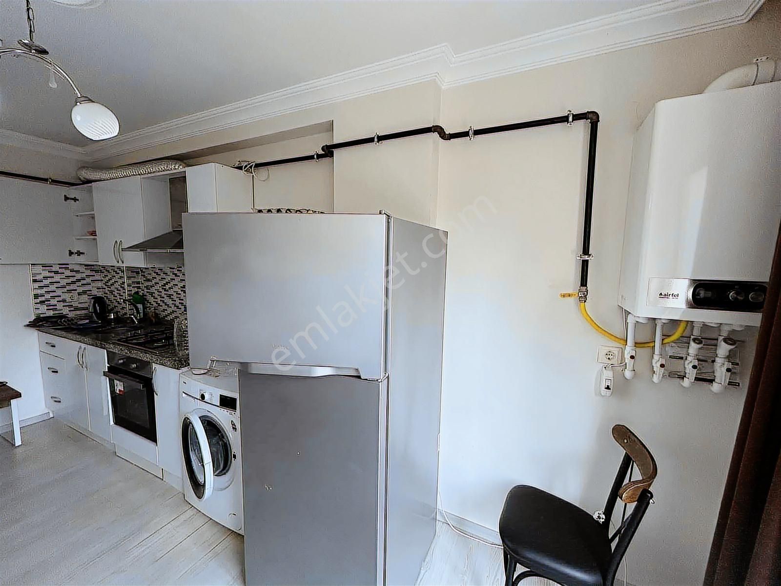 Altın Emlak Trabzon Konaklarda Eşyalı Satılık 1+1 Fırsat Daire - Görsel 2